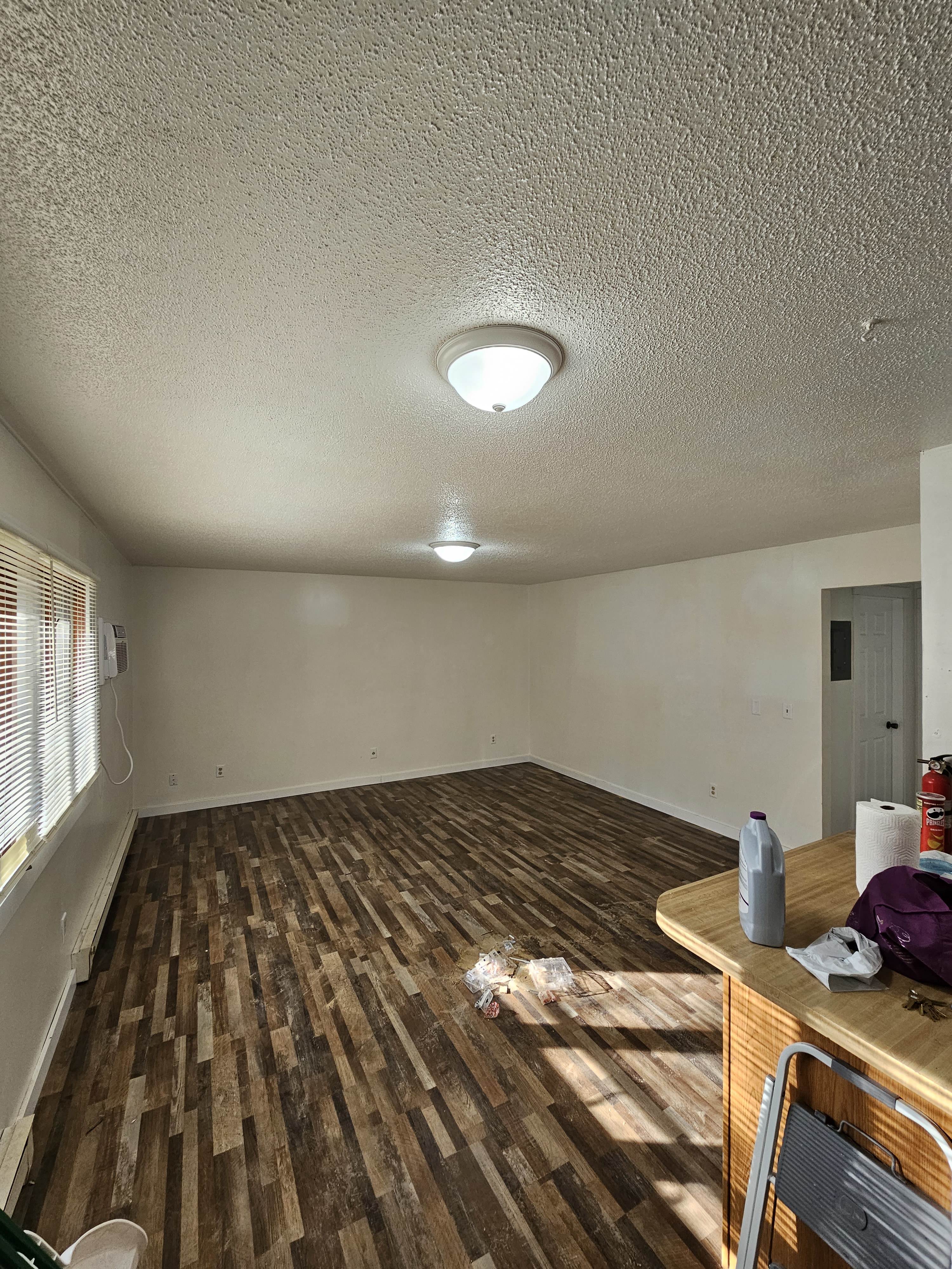 1260 Oakview Dr – photo 5