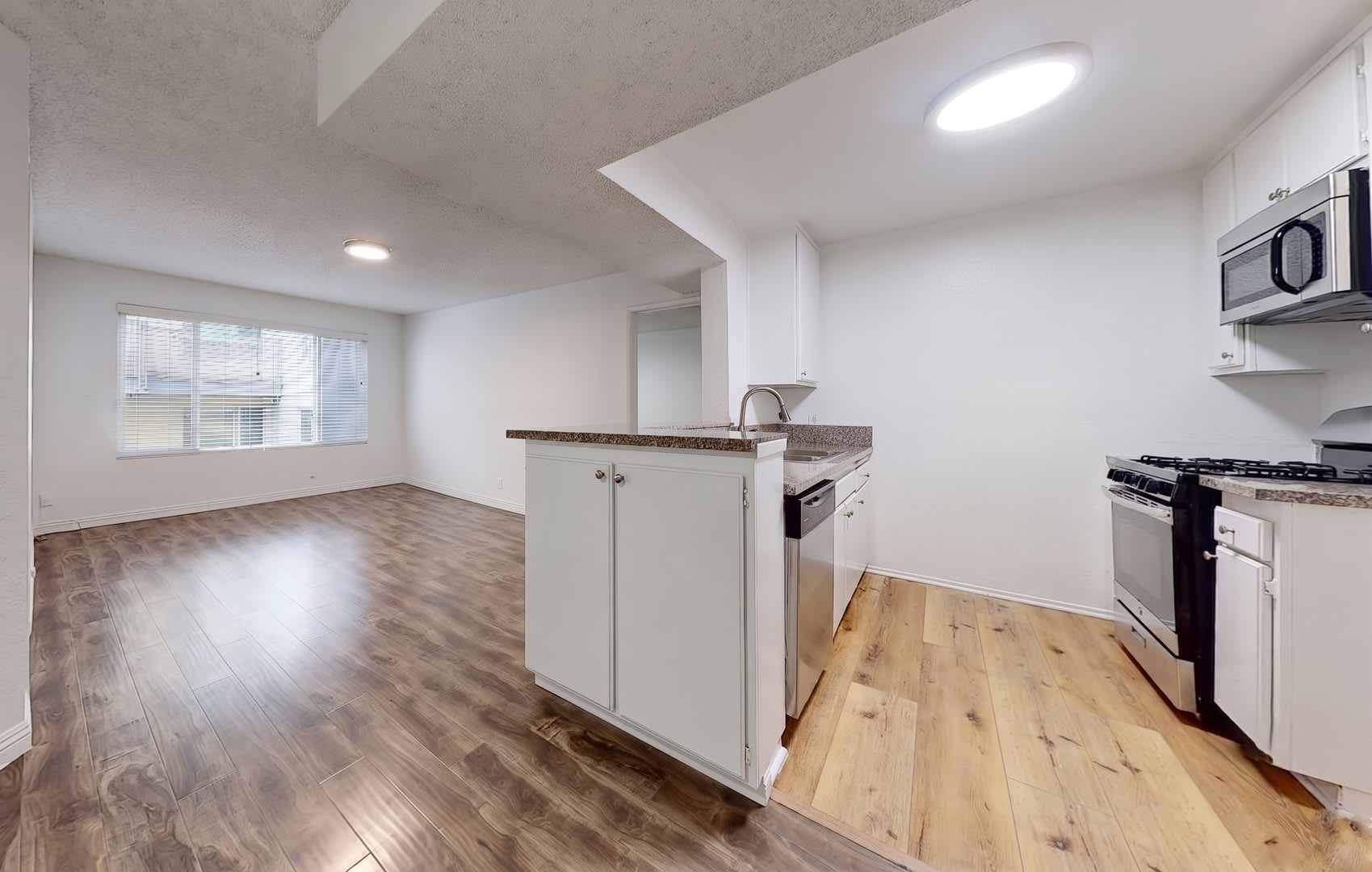 5050 Klump Ave – photo 4