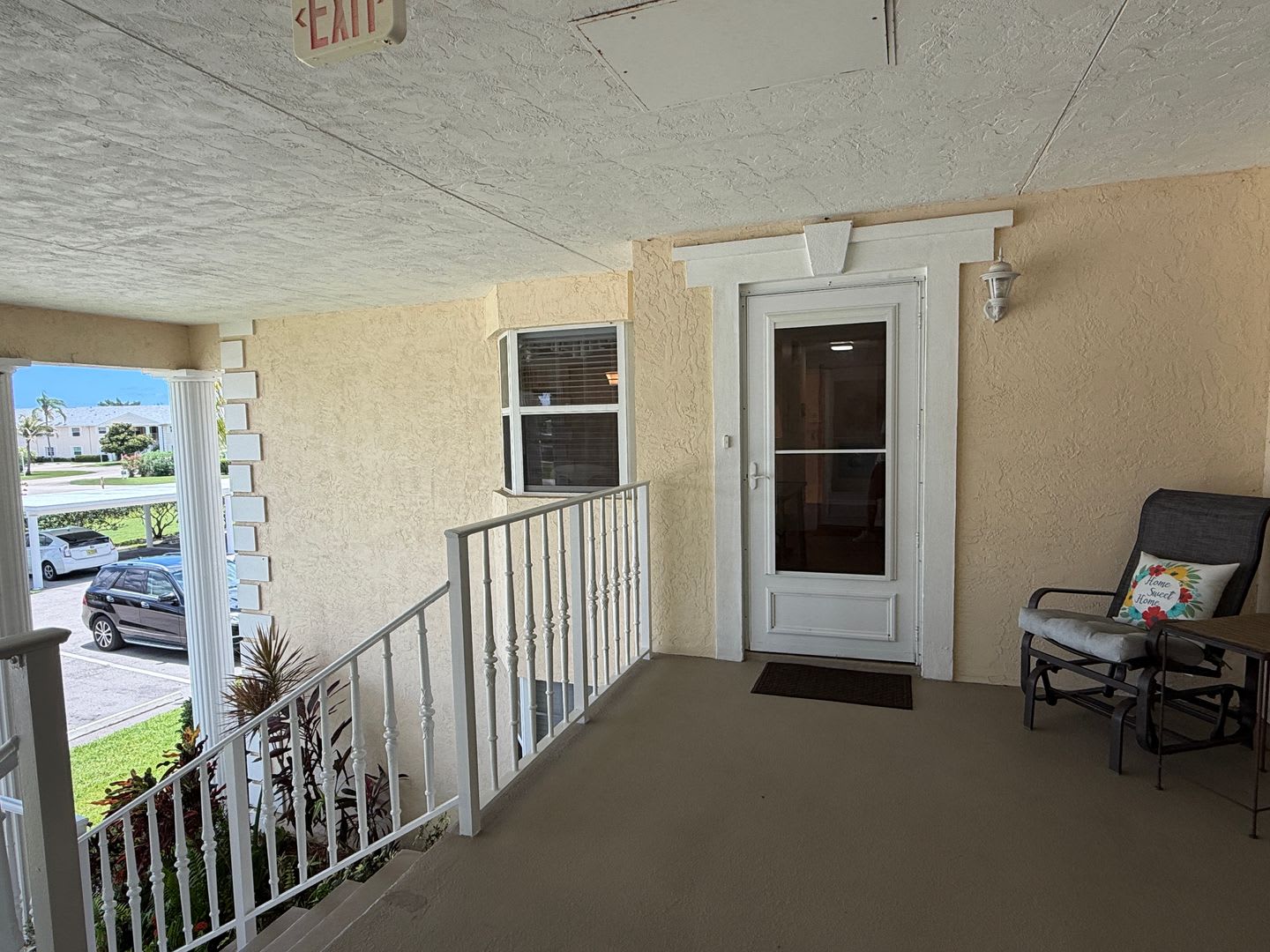 Furnished 2 BR, 2 Bath condo – photo 2