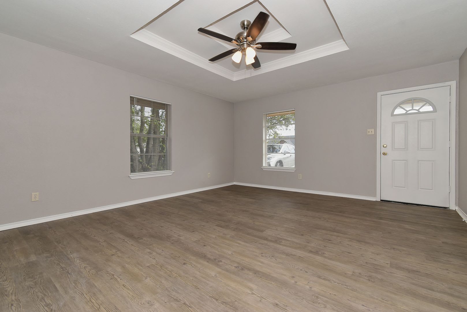 4008 Templeton – photo 3