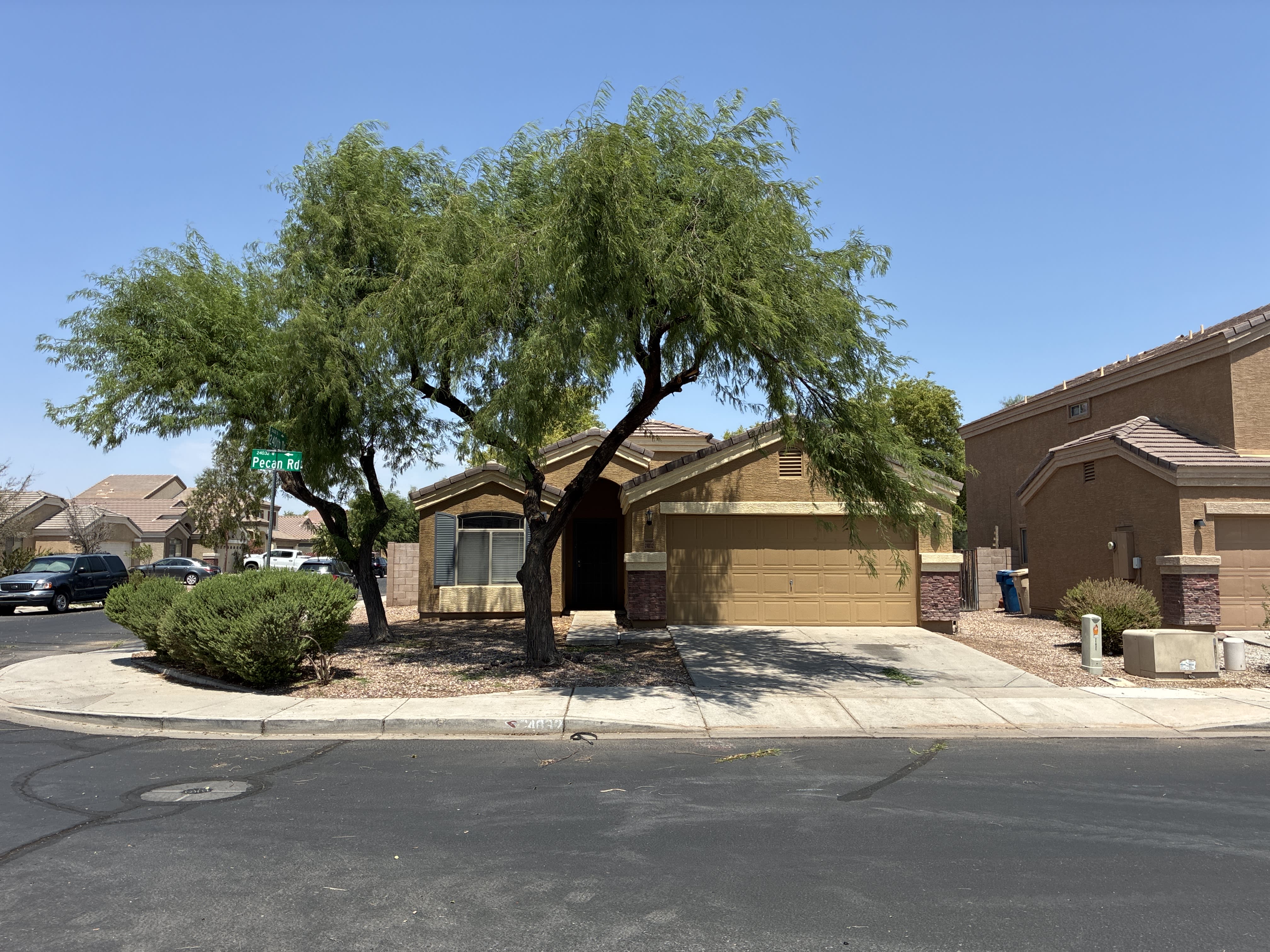 24032 W Pecan Rd – photo 1