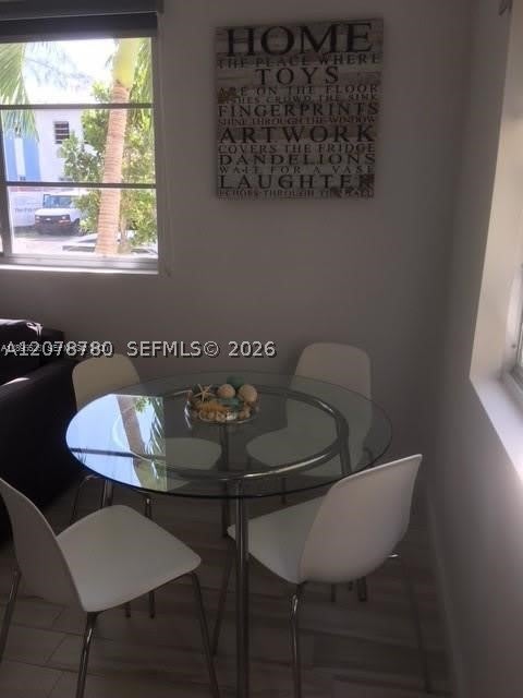 1560 Meridian Ave – photo 5