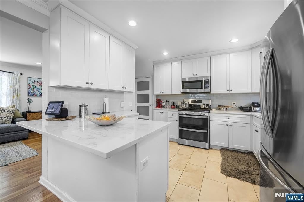 122 Village Circle W – photo 5