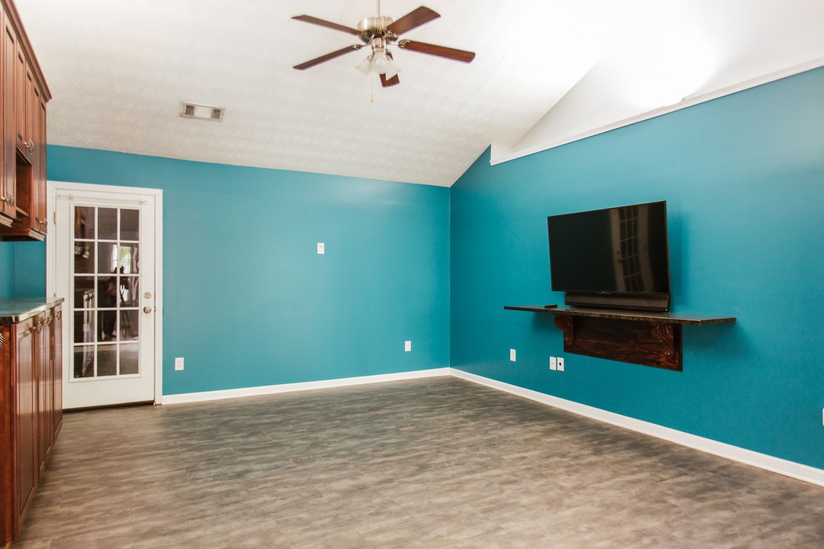 137 Bristol Woods Drive – photo 4
