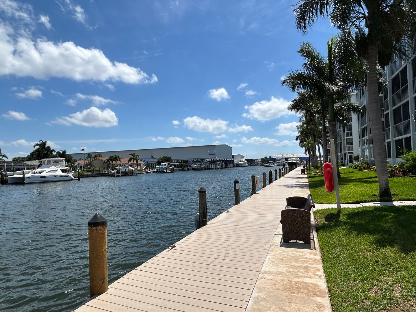 Furnished & Updated 1 Bed/1.5 Bath Near the Beach! Great Amenities – photo 1