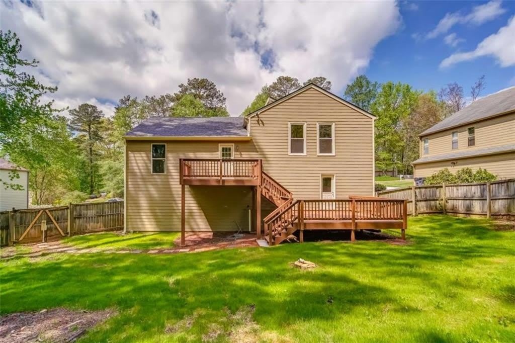 2218 Woodfern Drive – photo 5