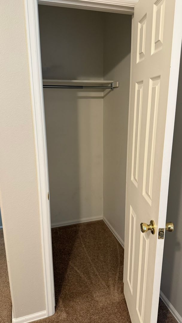 Move-In Special! $500 off first full month's rent. – photo 3