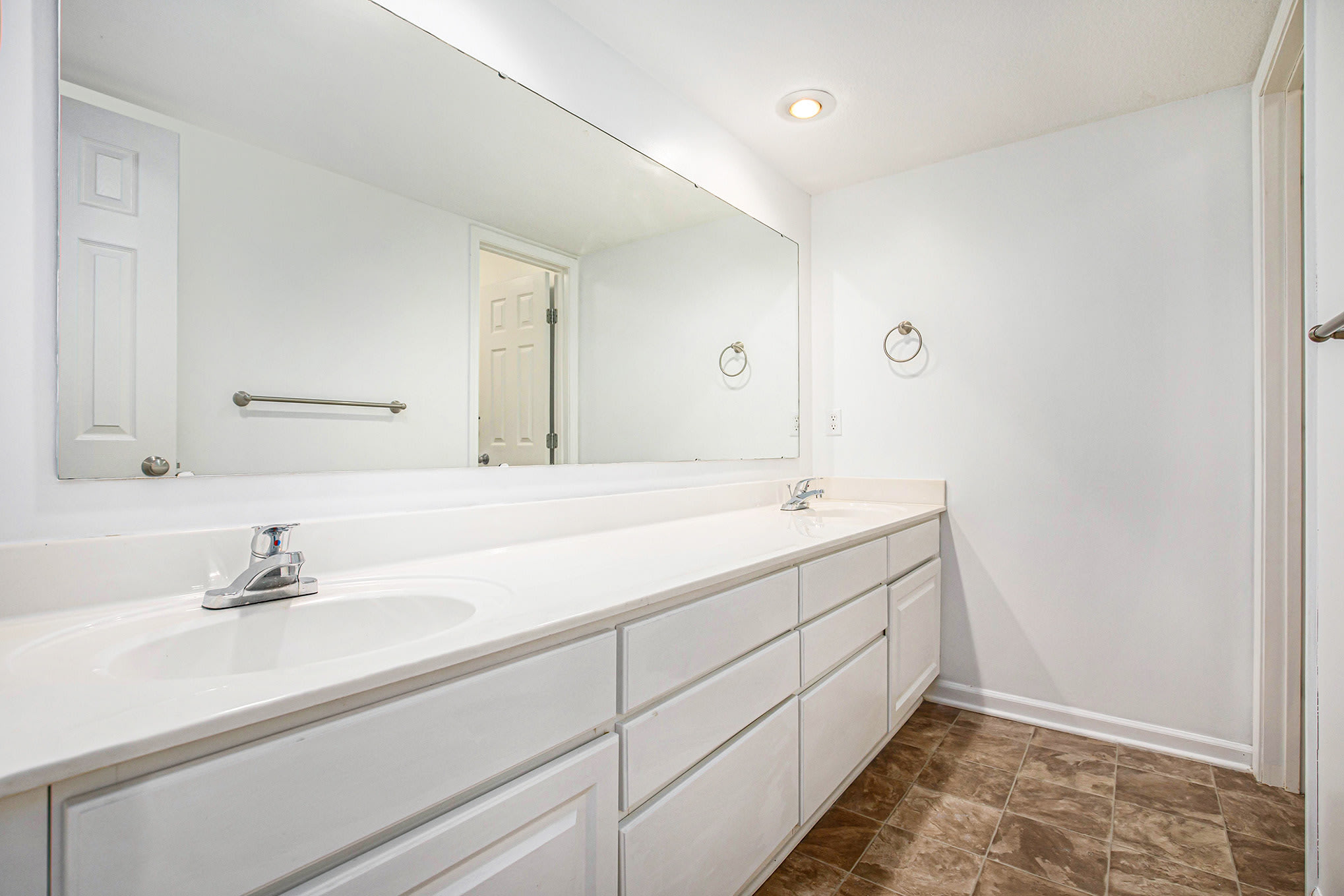 8326 N Nodaway Ave – photo 5
