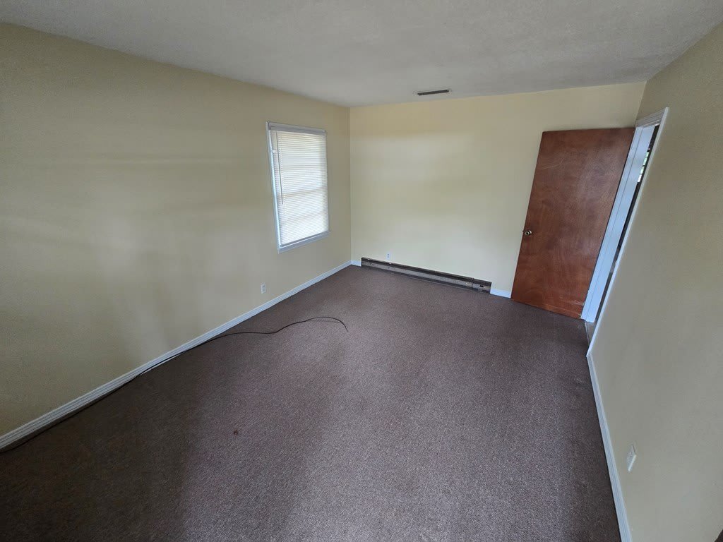 806 S Ussery – photo 2