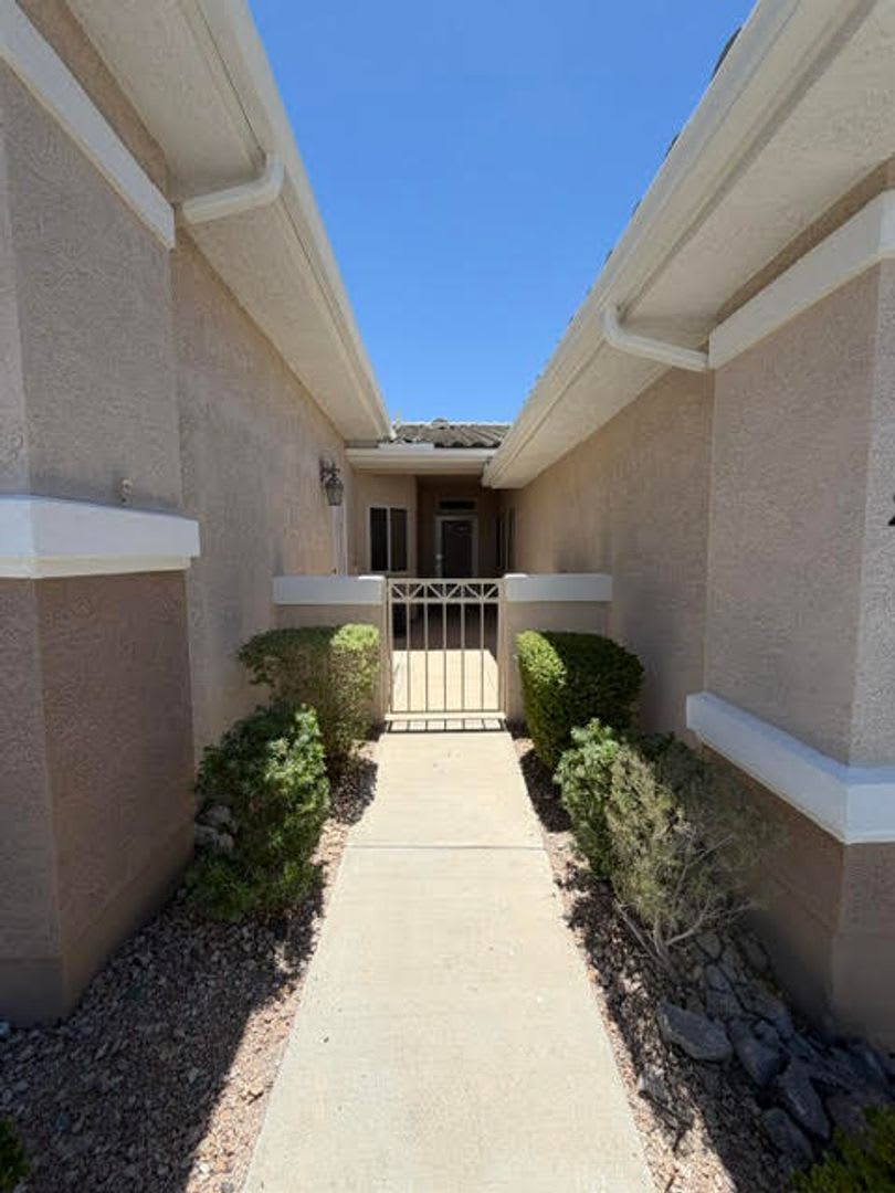 2 bed 2 bath in Quail Ridge – photo 2
