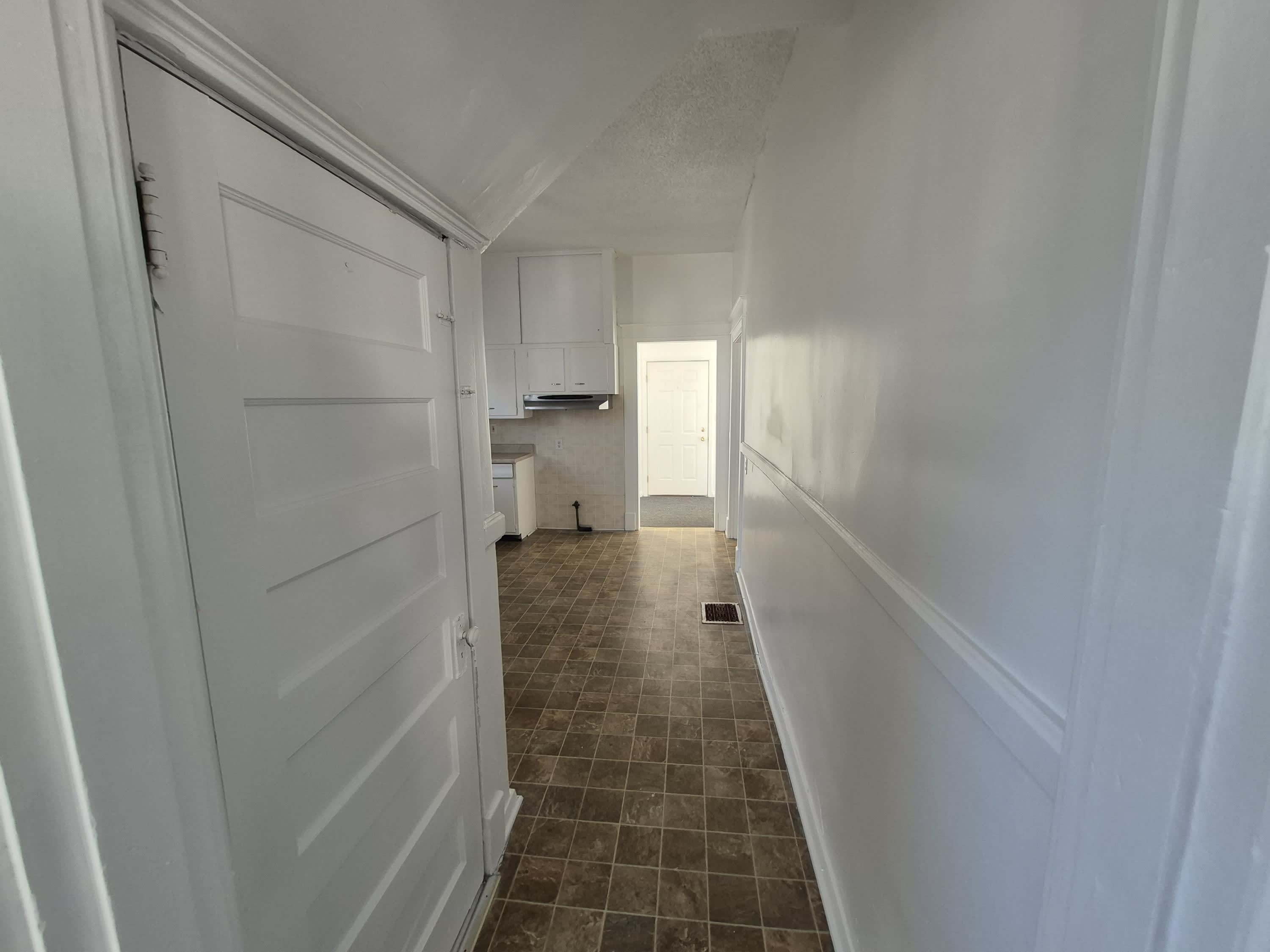 635 South 39th Street – photo 5