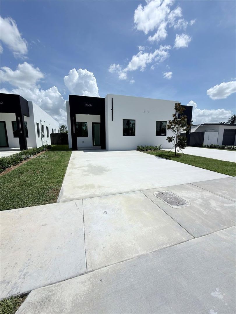 12368 Sw 219Th Street Miami Fl 33170 2850 – photo 4