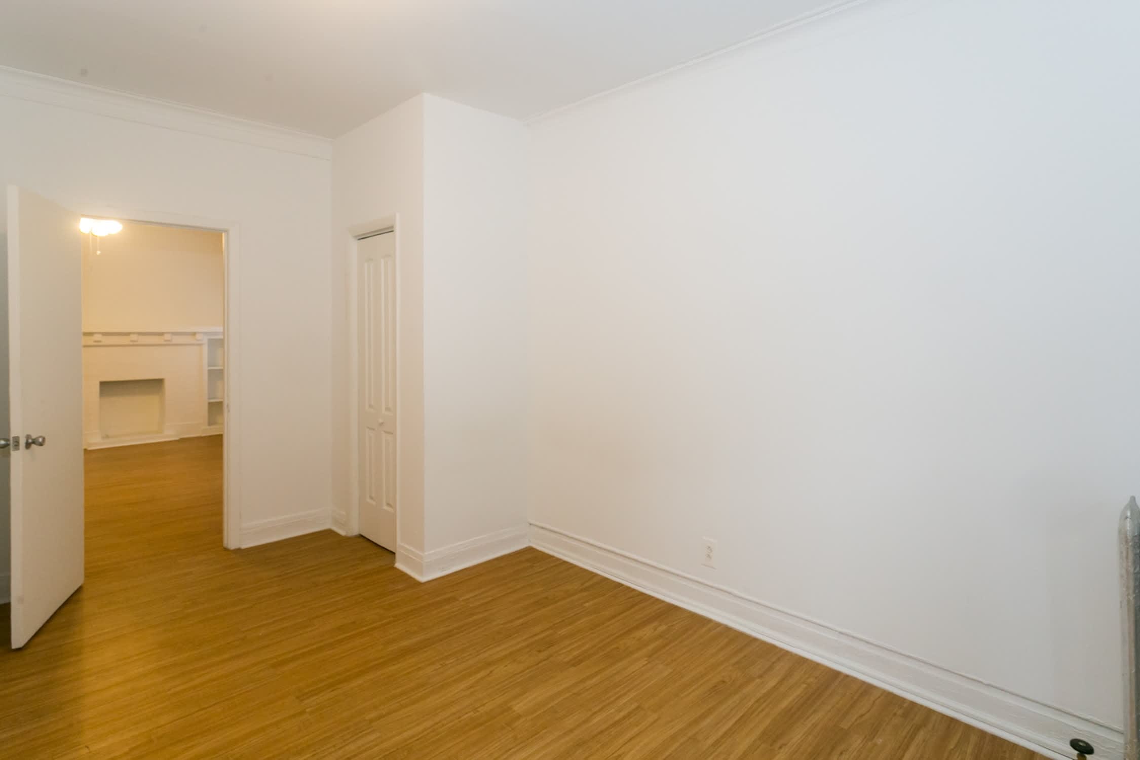 5411-5421 S. Ellis Avenue – photo 4