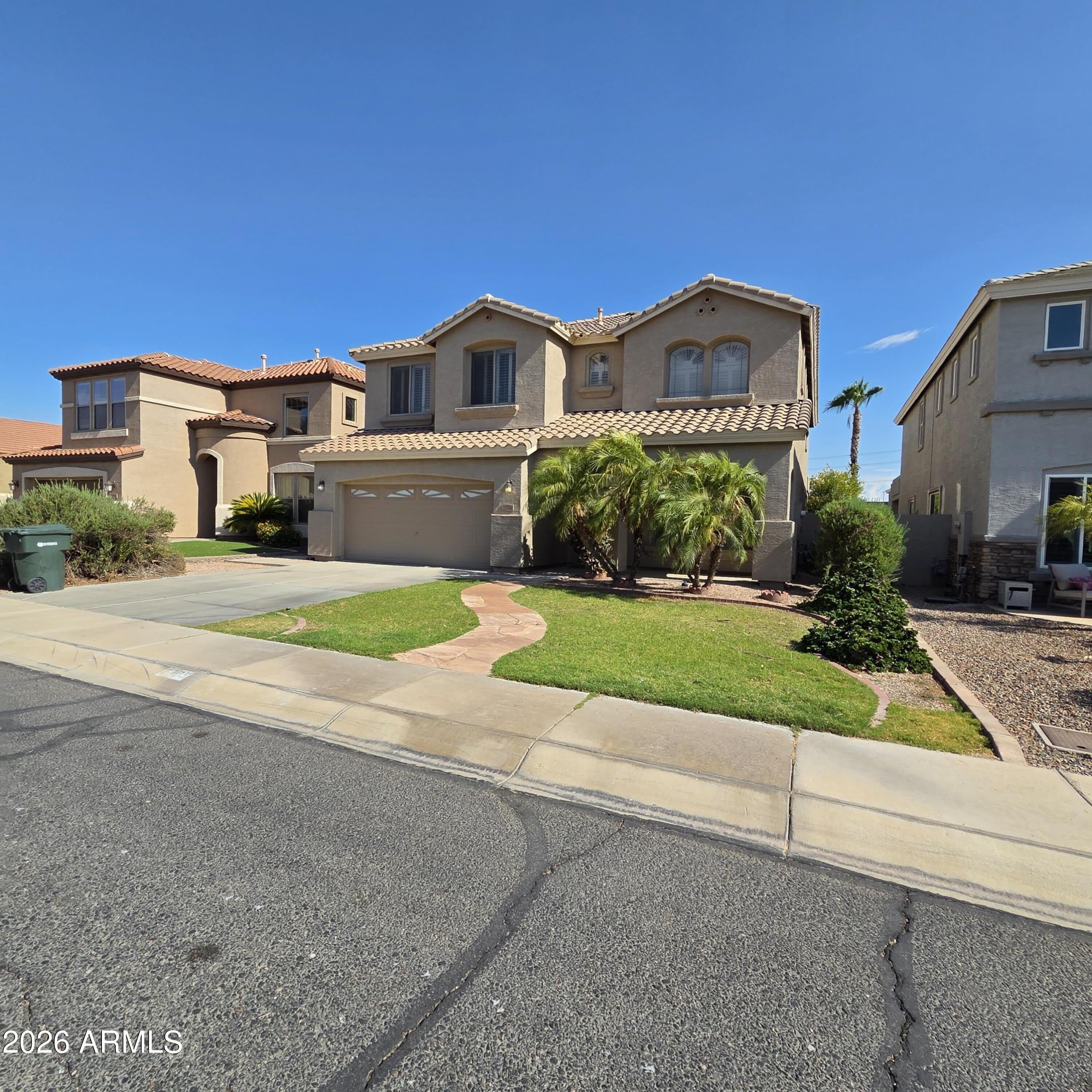 2709 W Redwood Lane – photo 2