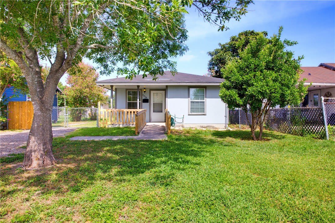 4214 Barrera Drive – photo 2