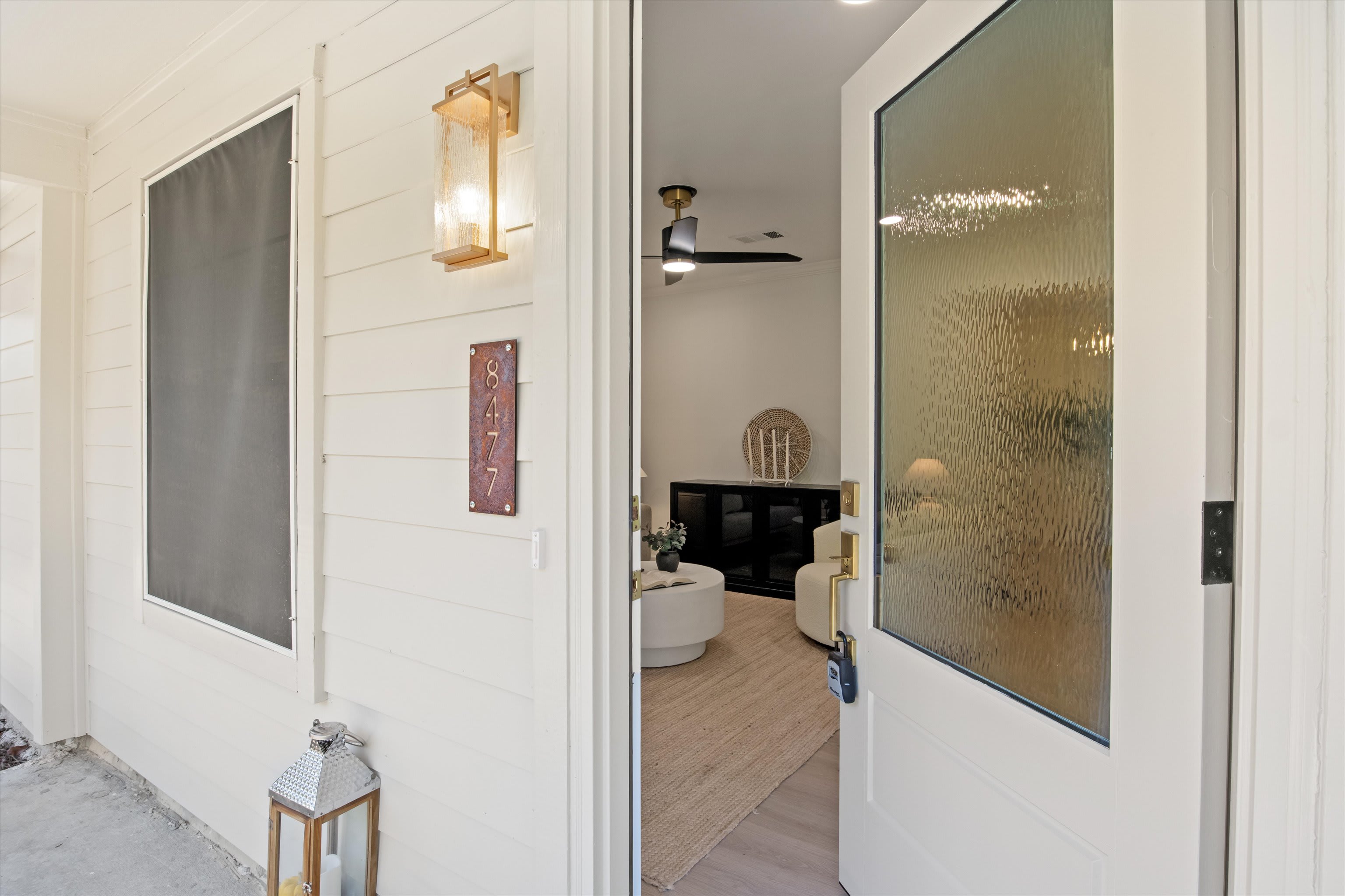 8477 Titus Ln – photo 3