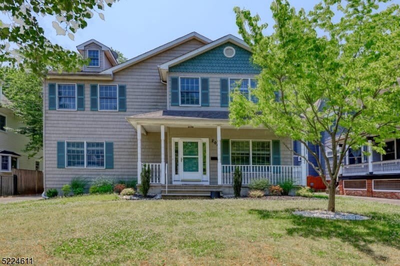 204 Lorraine Ave – photo 2