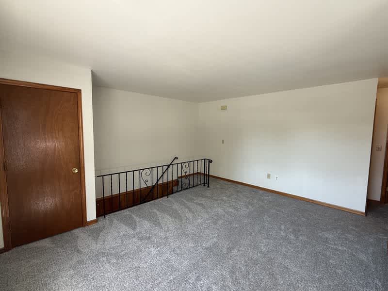 25 Alexander Drive – photo 2
