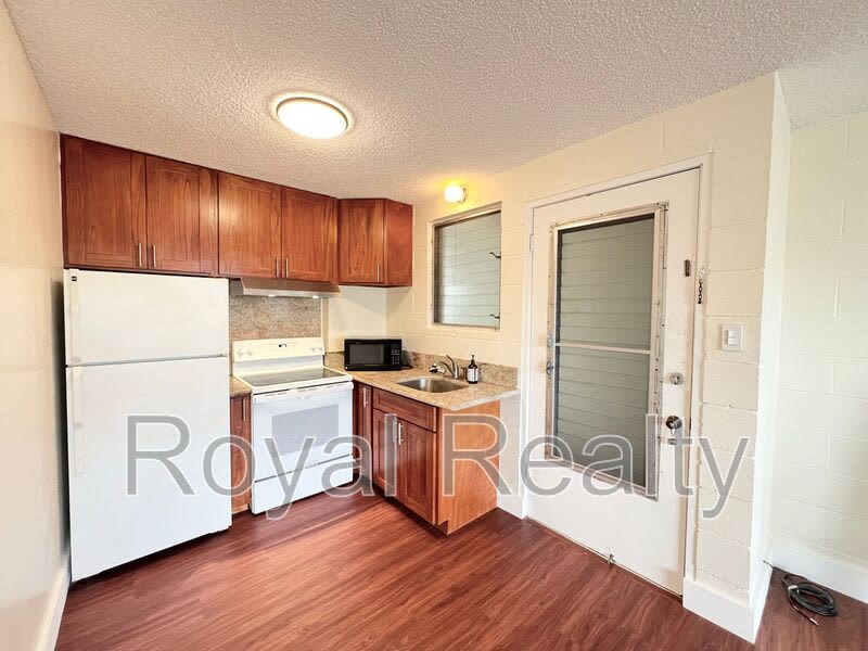 1335 Wilder Ave – photo 2