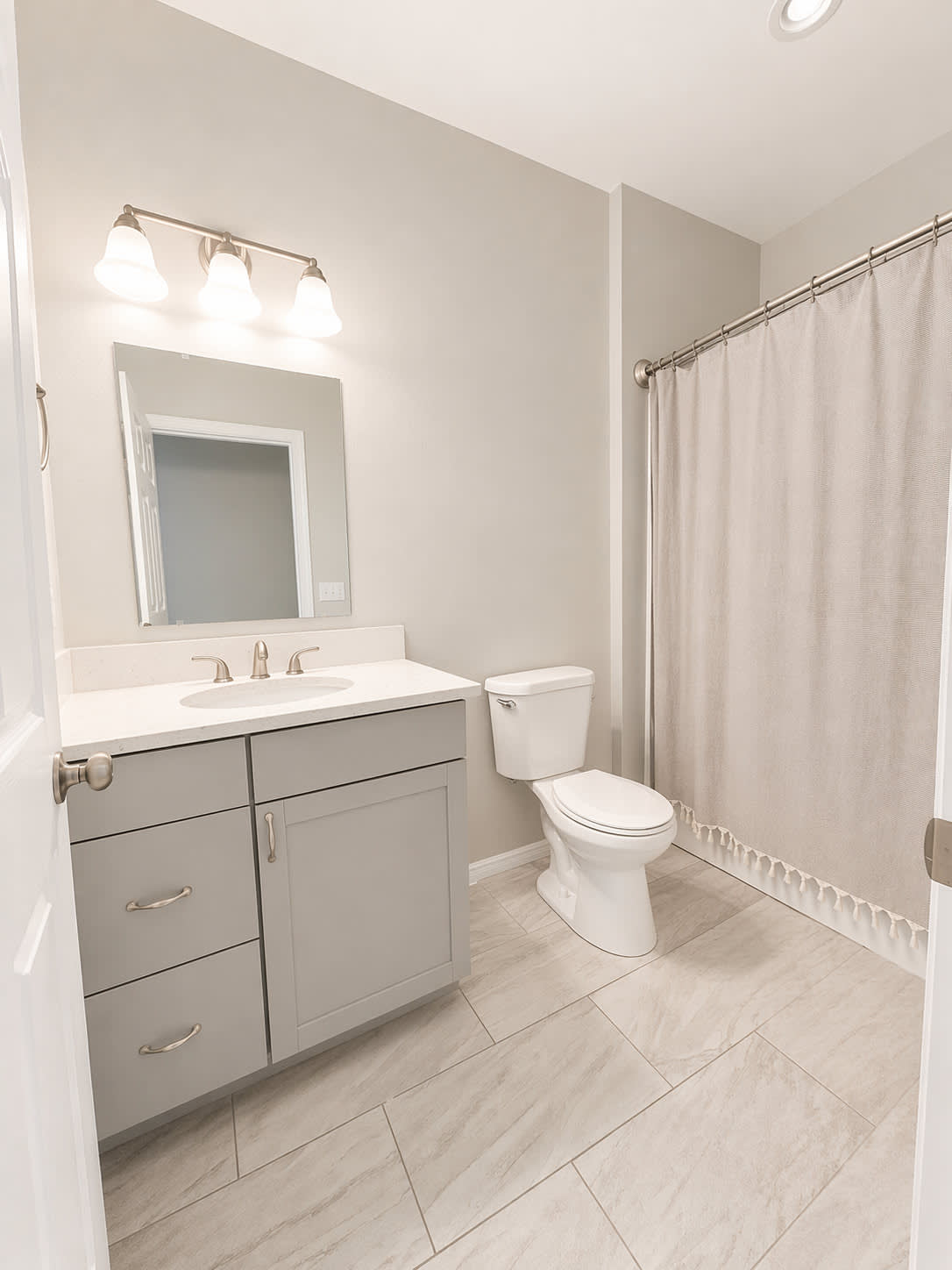 11104 S. Mccalister Ave – photo 4