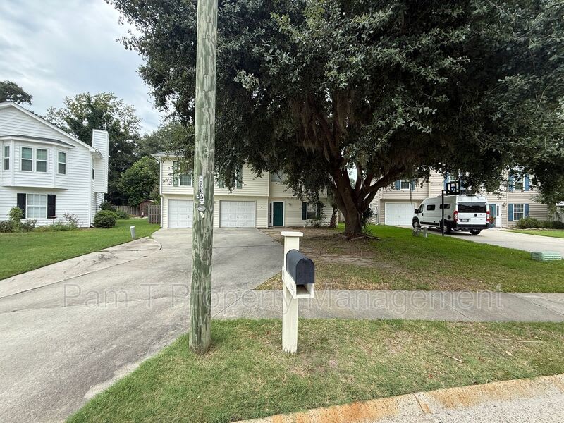 120 Teakwood Dr – photo 1