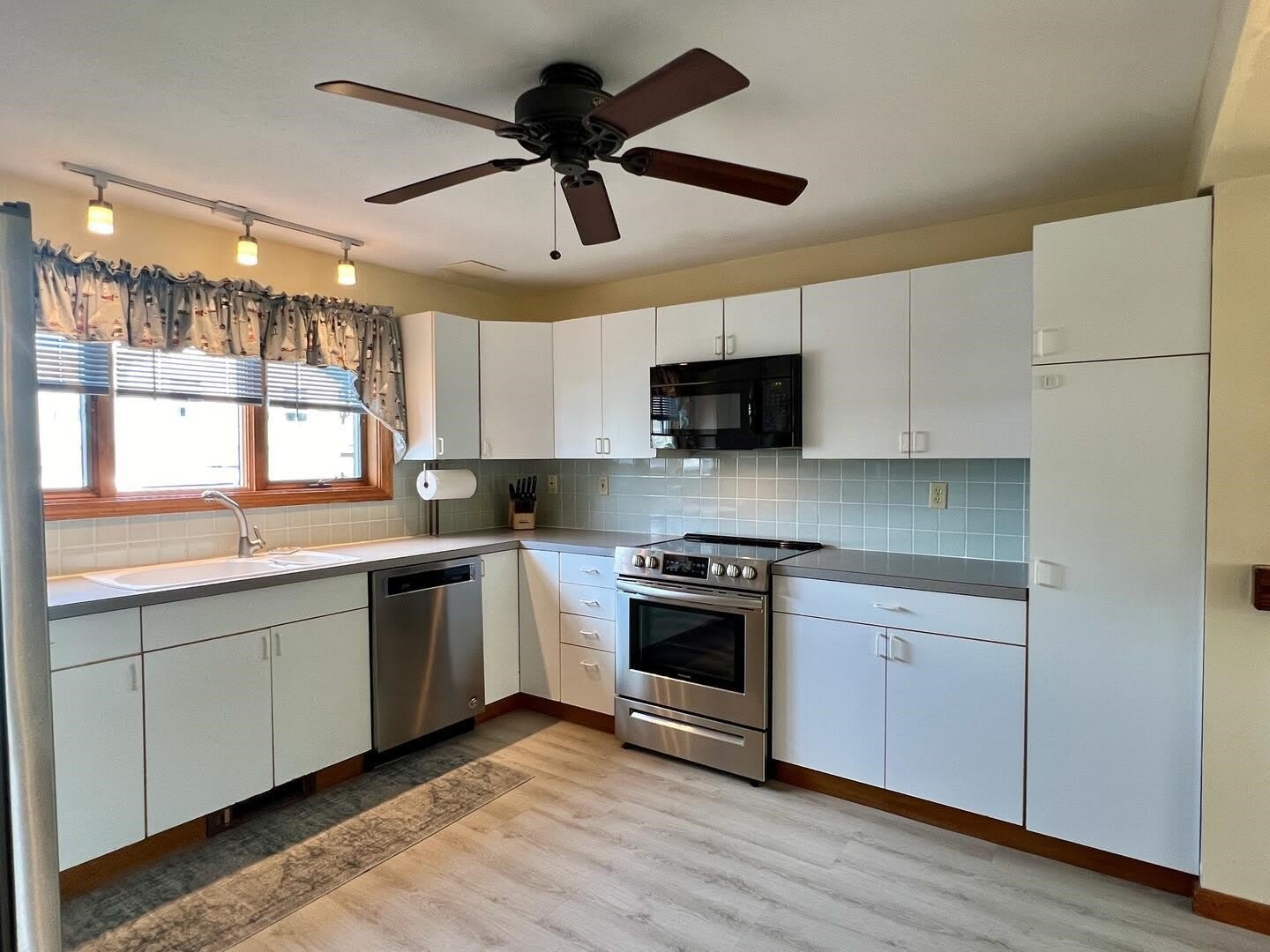 339 Woodstock Street – photo 5