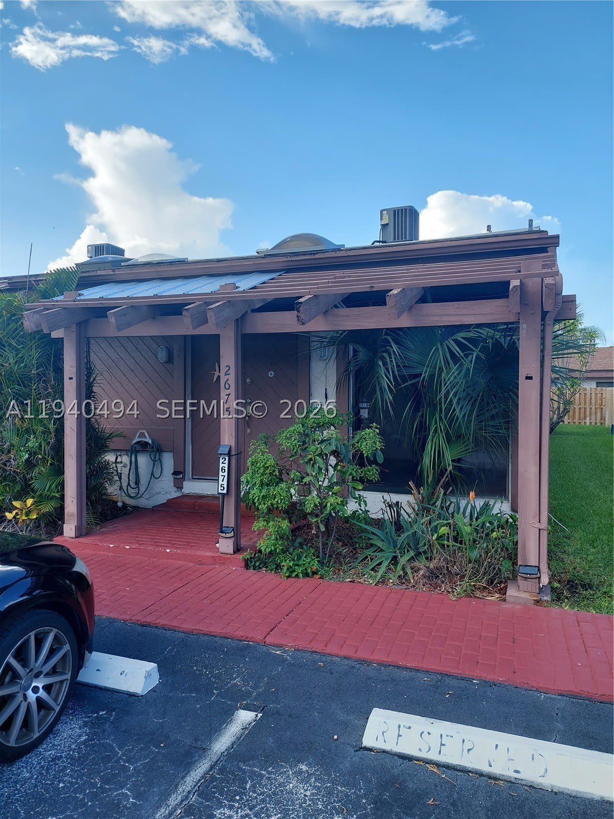 2675 S Parkview Dr – photo 1