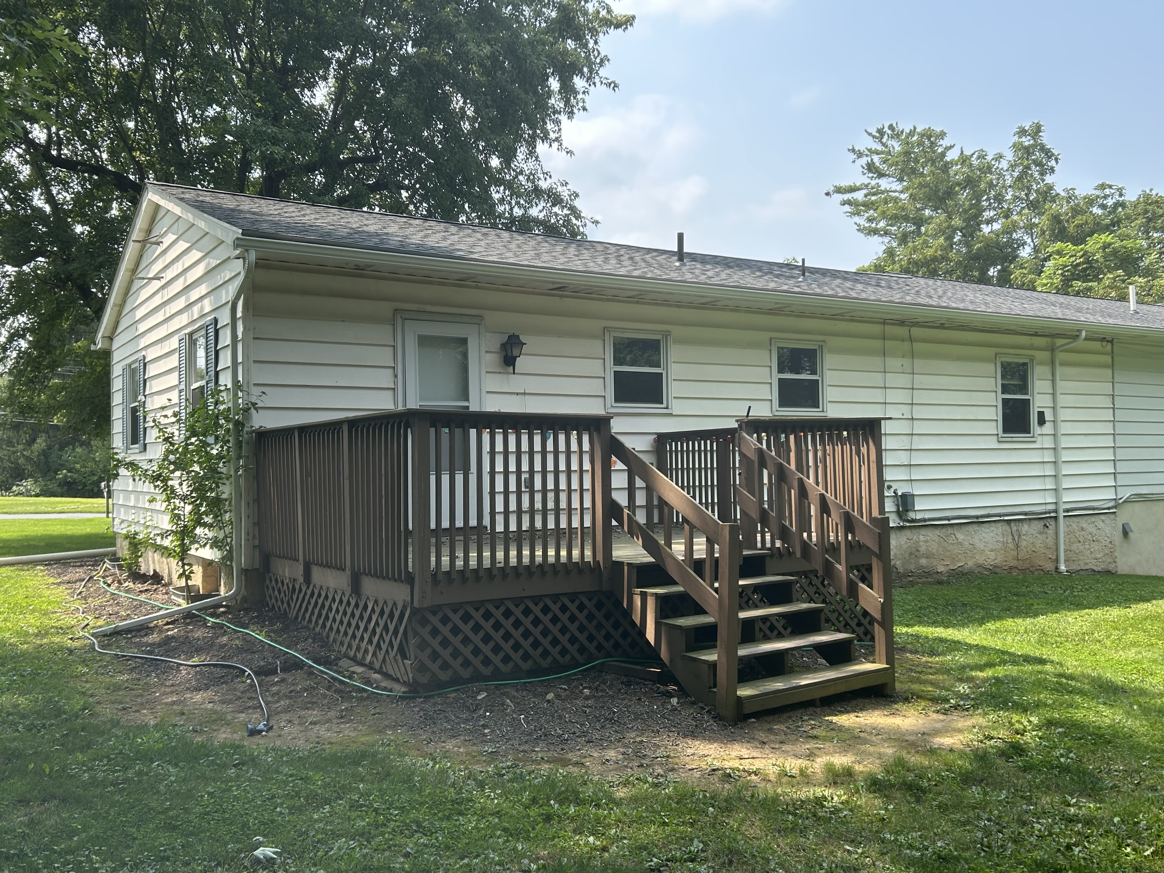 681 Water St – photo 2