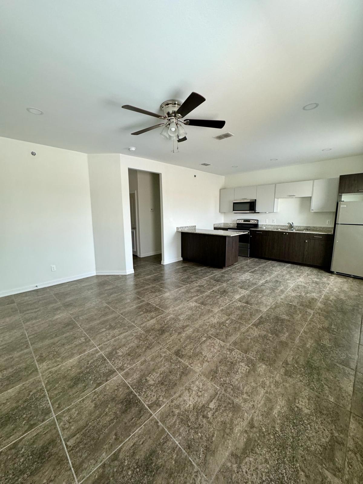 300 Sylvia Handy Drive – photo 3