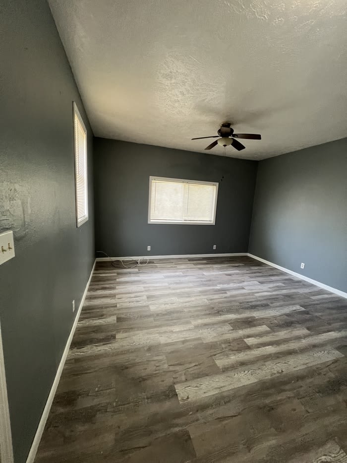 1085 East 9th South – photo 4