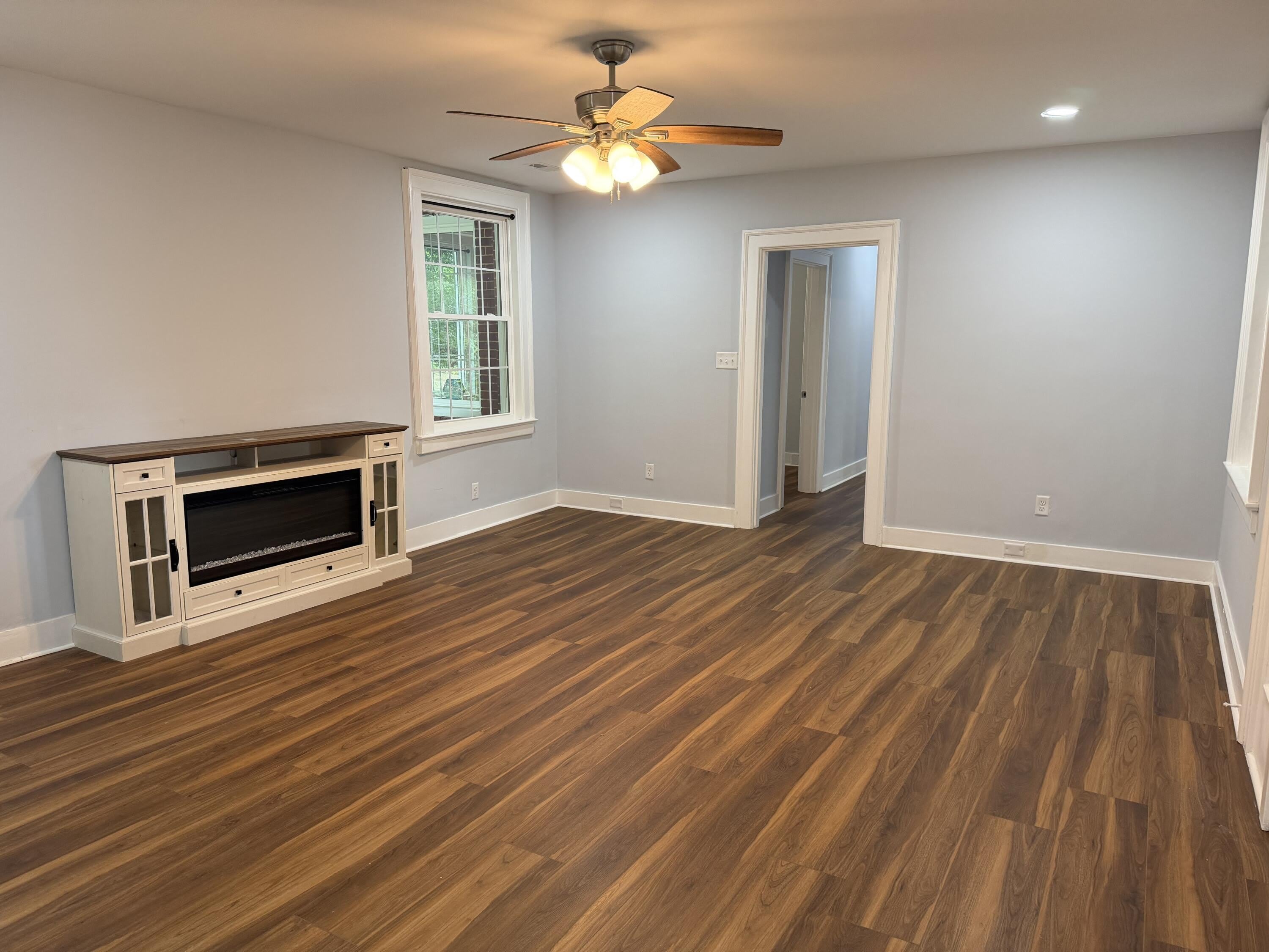 1211 Glenwood Drive – photo 3