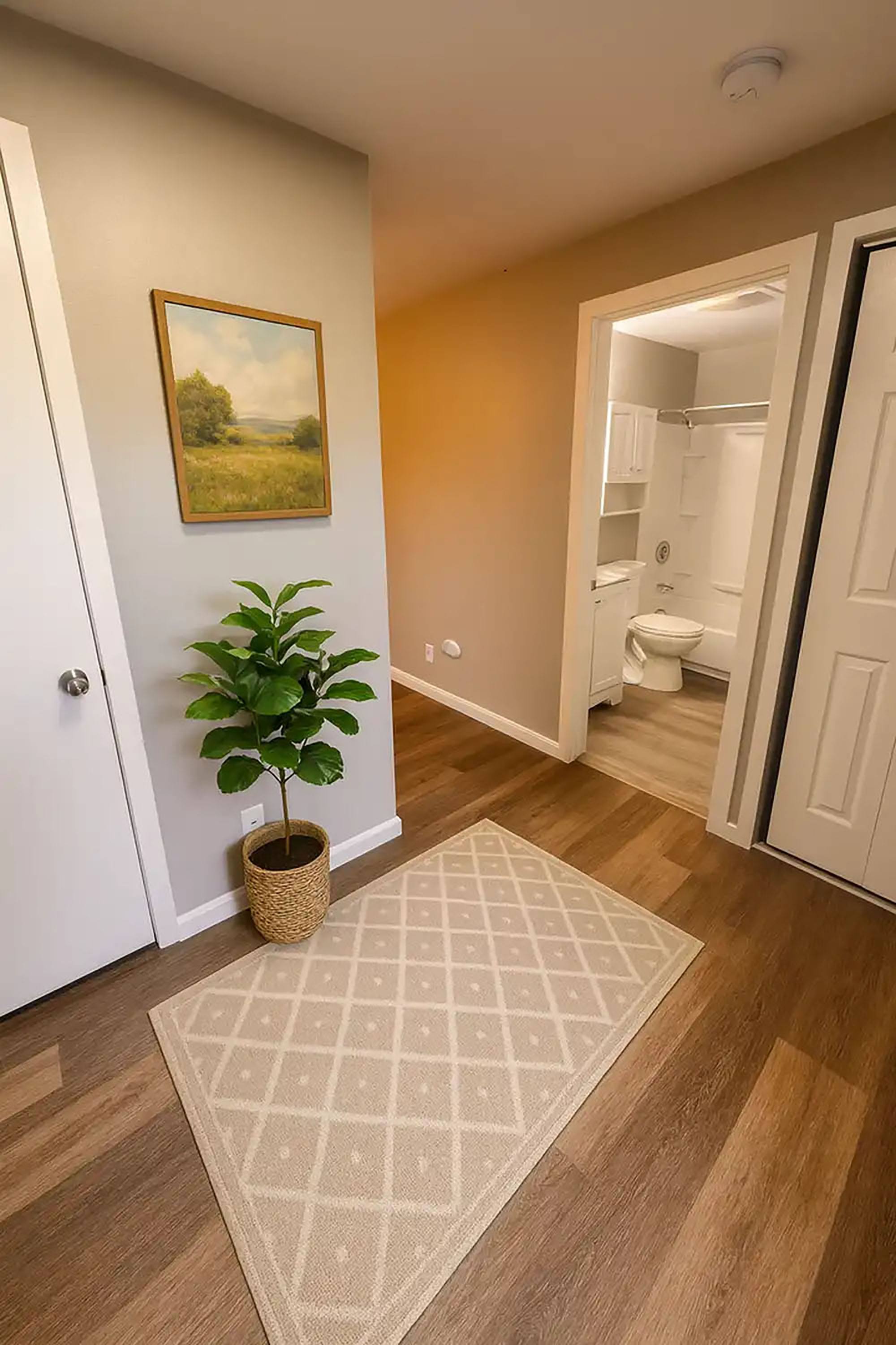 Valley View Apartments – photo 5