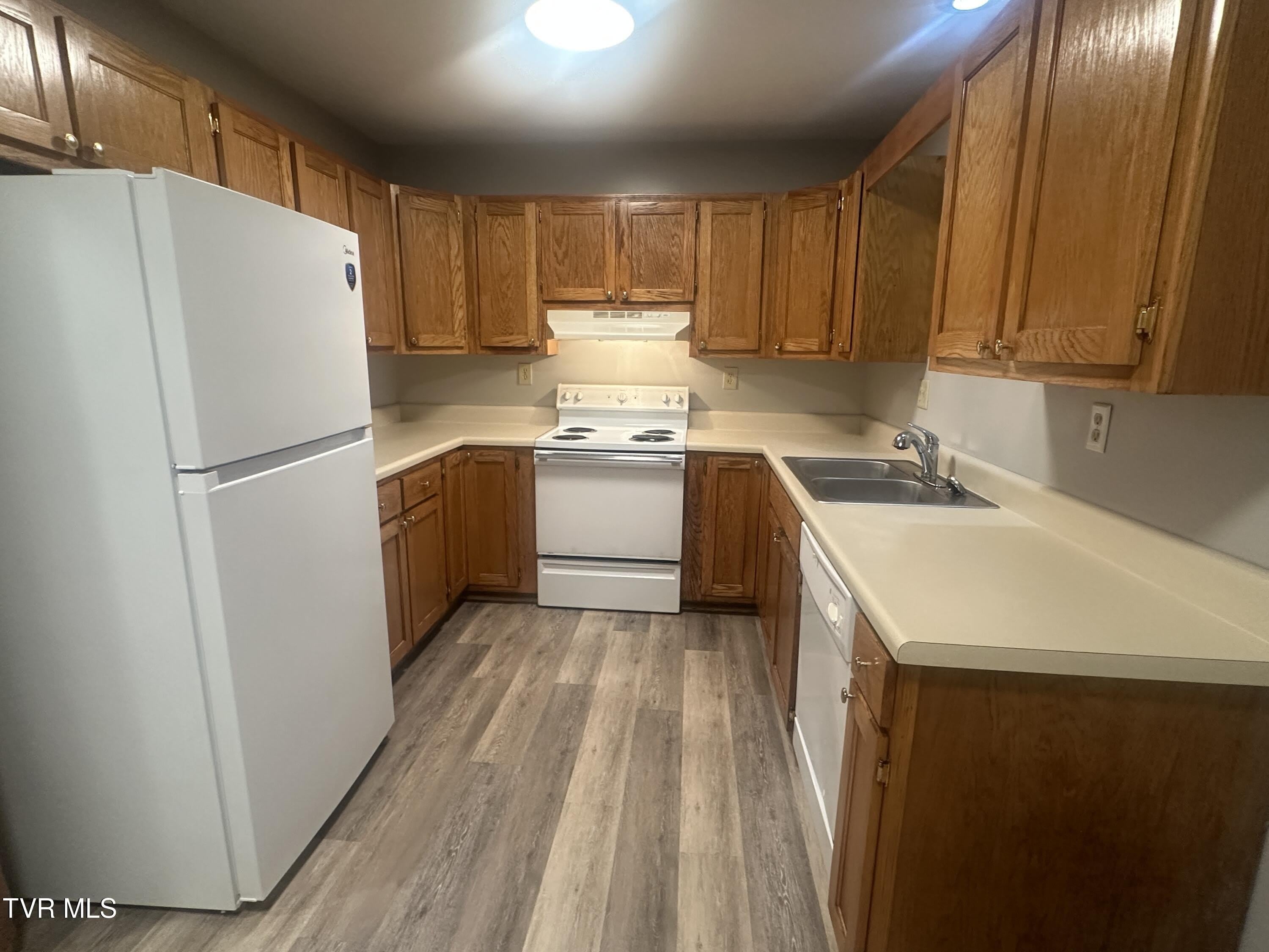 1030 Jim Fox Road – photo 2