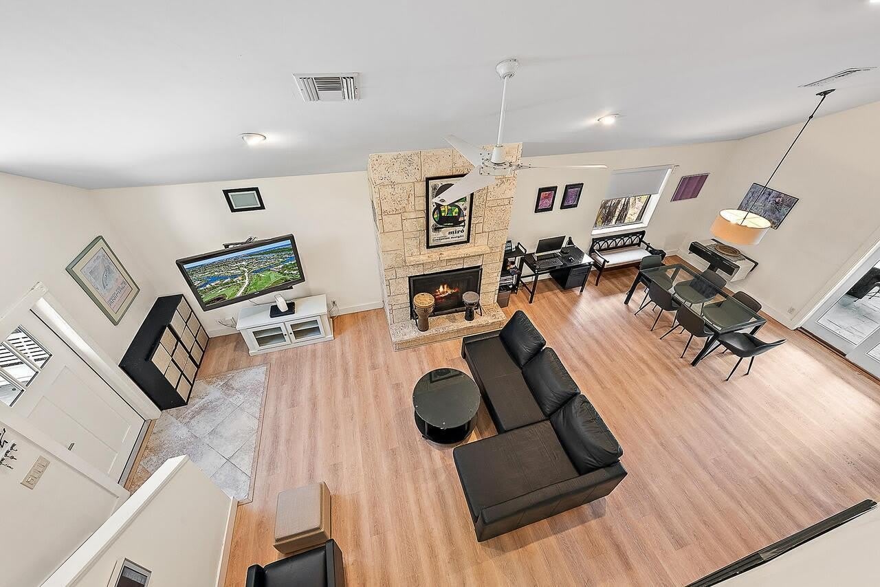 15629 95TH Avenue N – photo 1