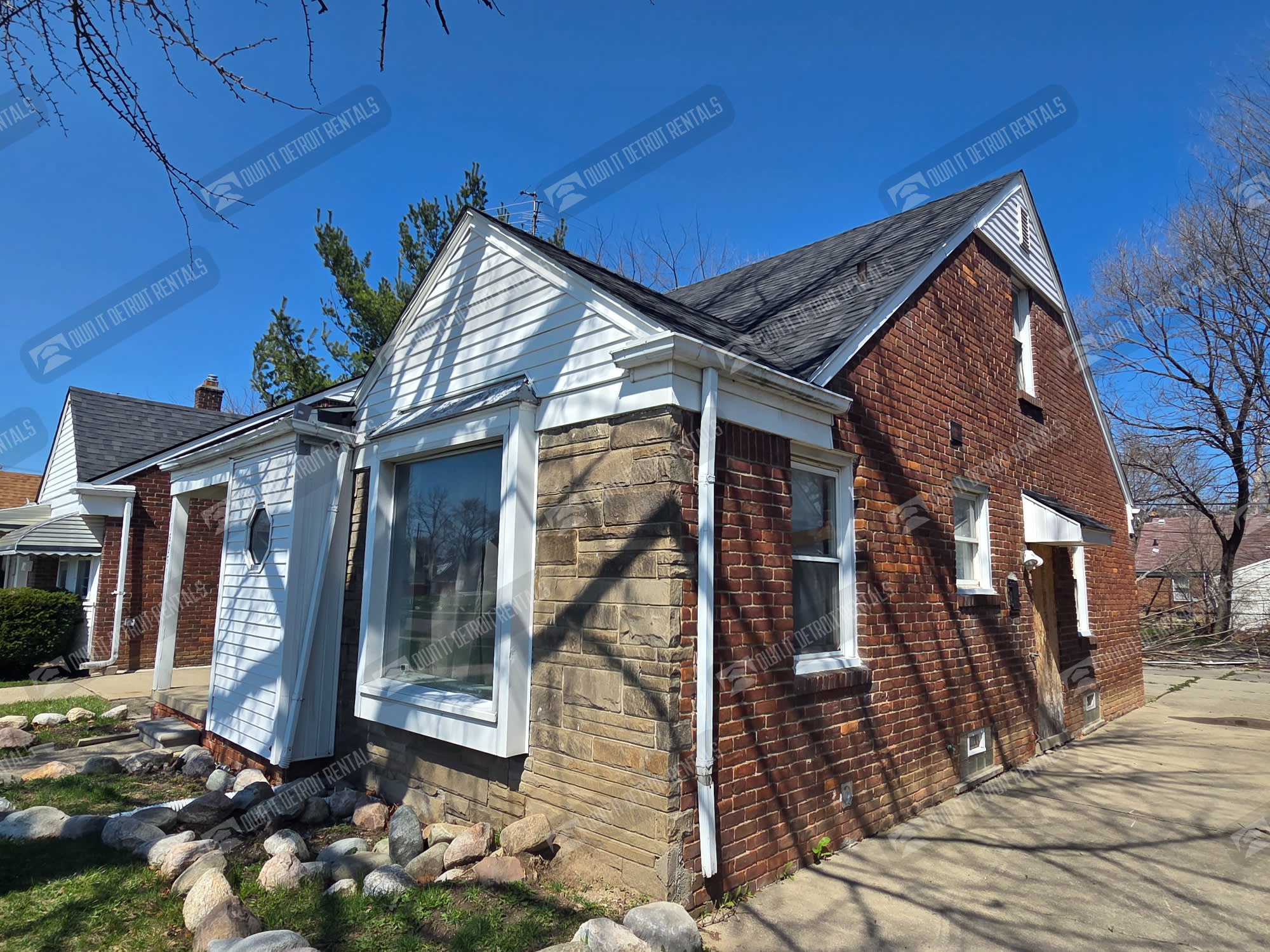 16251 Edmore Dr – photo 2