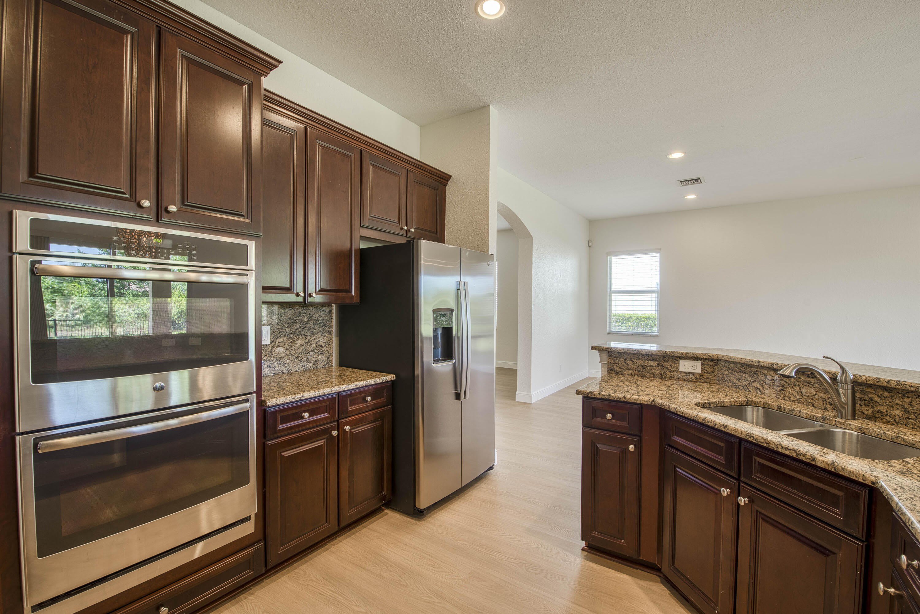 172 Manor Circle – photo 4