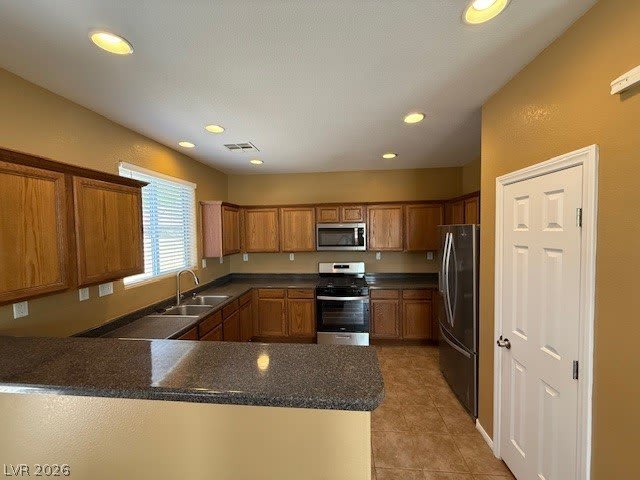 9288 Cabin Cove Avenue – photo 4