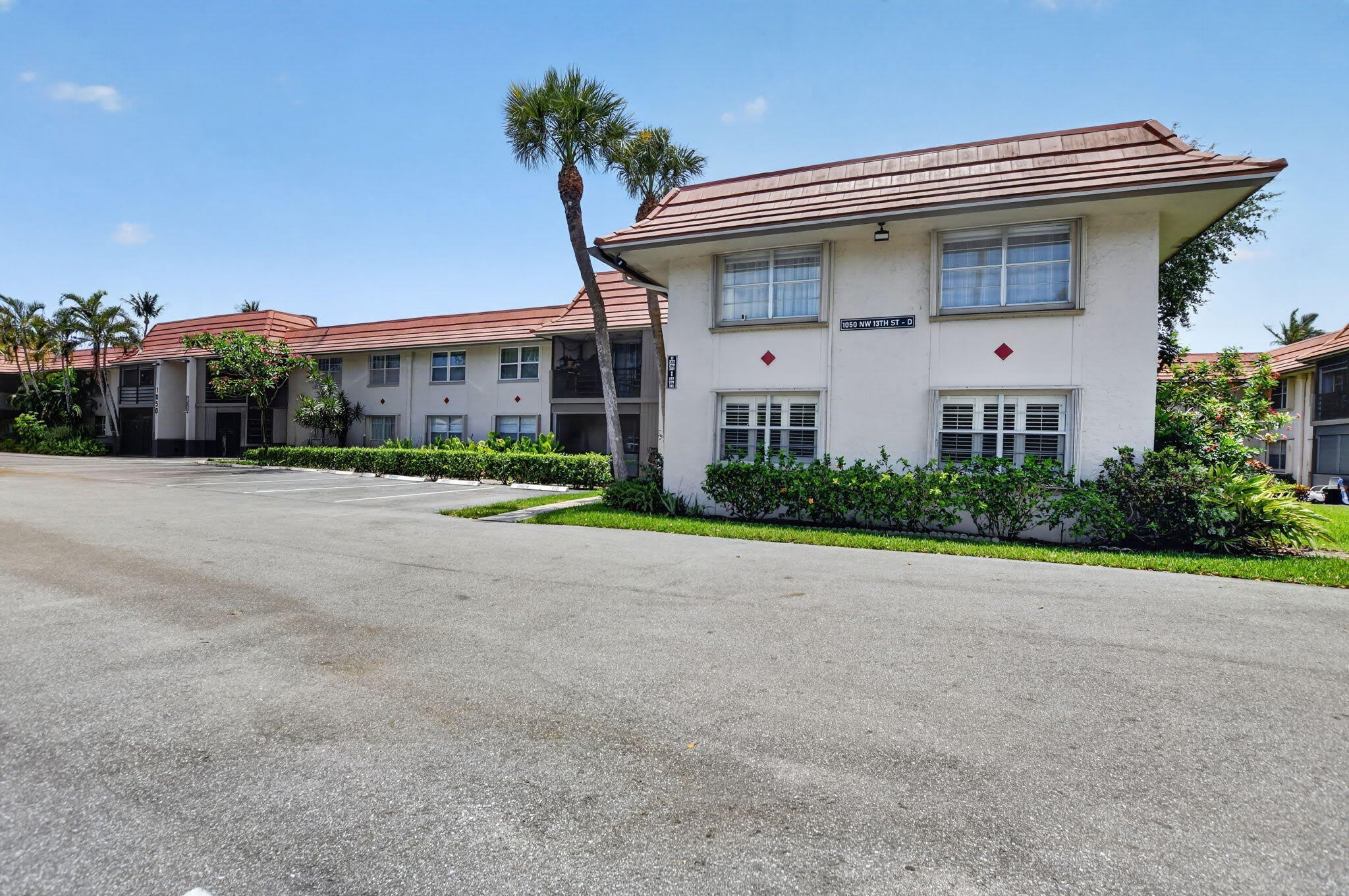 1050 NW 13th Street – photo 2