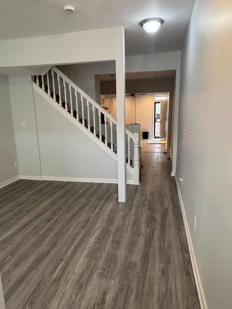 Be the First! Beautifully Renovated 2BR + Den with Central A/C – photo 4