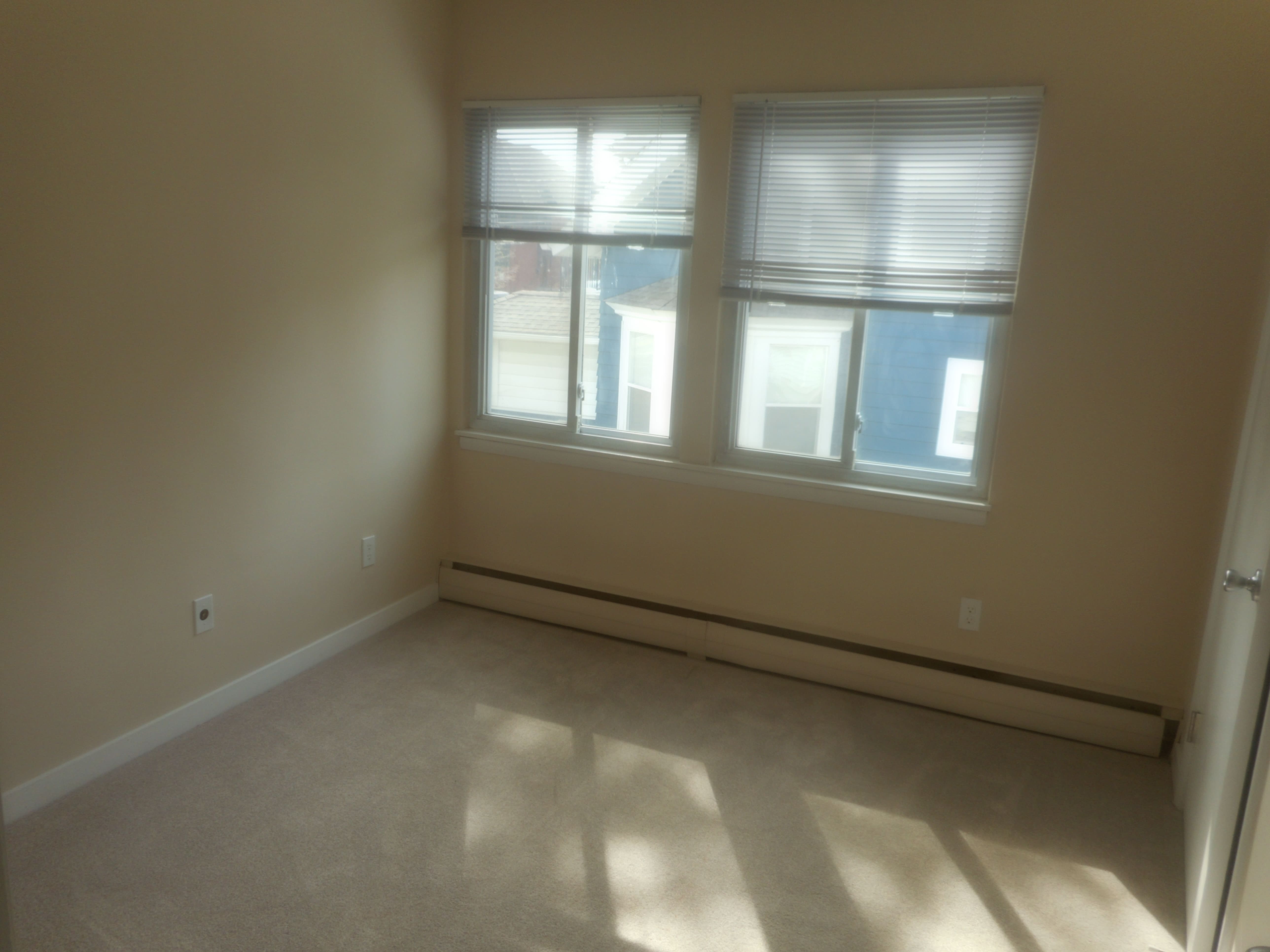 725 Wayzata Blvd E – photo 5