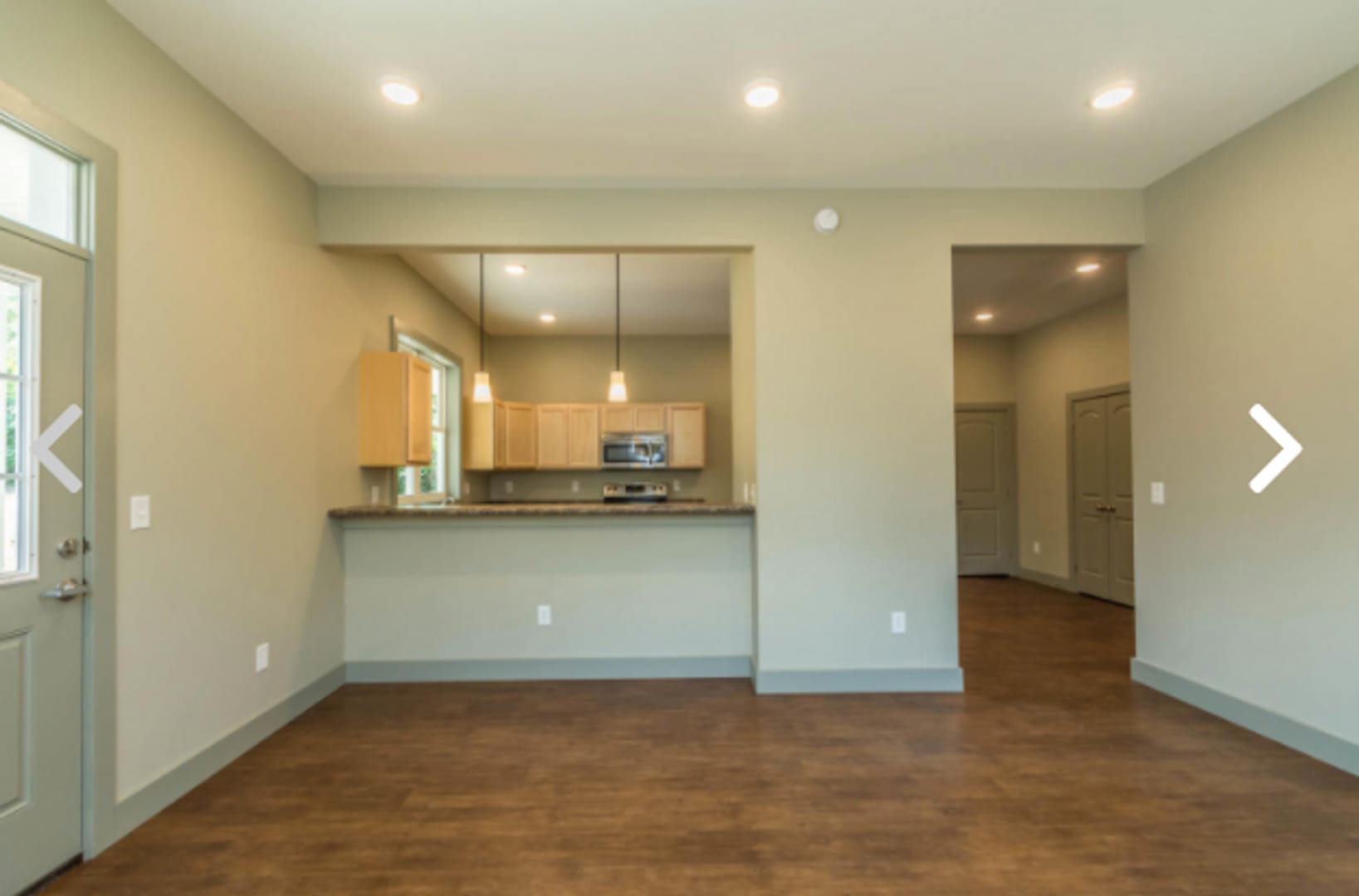 HUGE newly built 4 bed / 4.5 bath townhouse! – photo 5