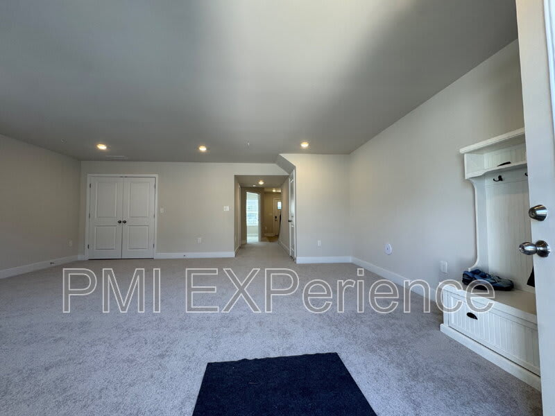 10705 Millport St – photo 3