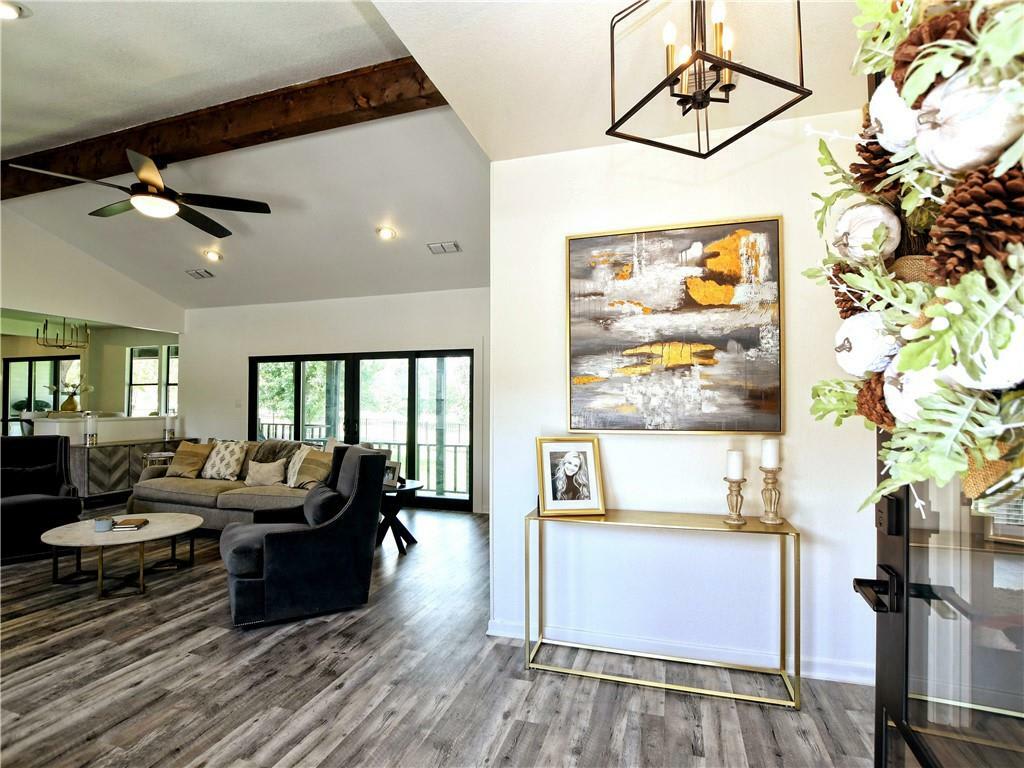 730 Vanguard Street – photo 4