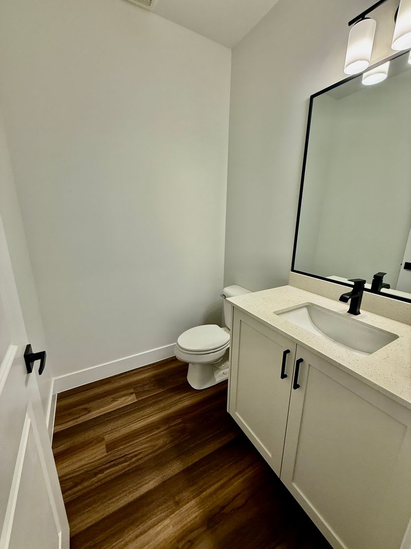 Newer Four Bedroom Townhome In Desert Canyon – photo 5