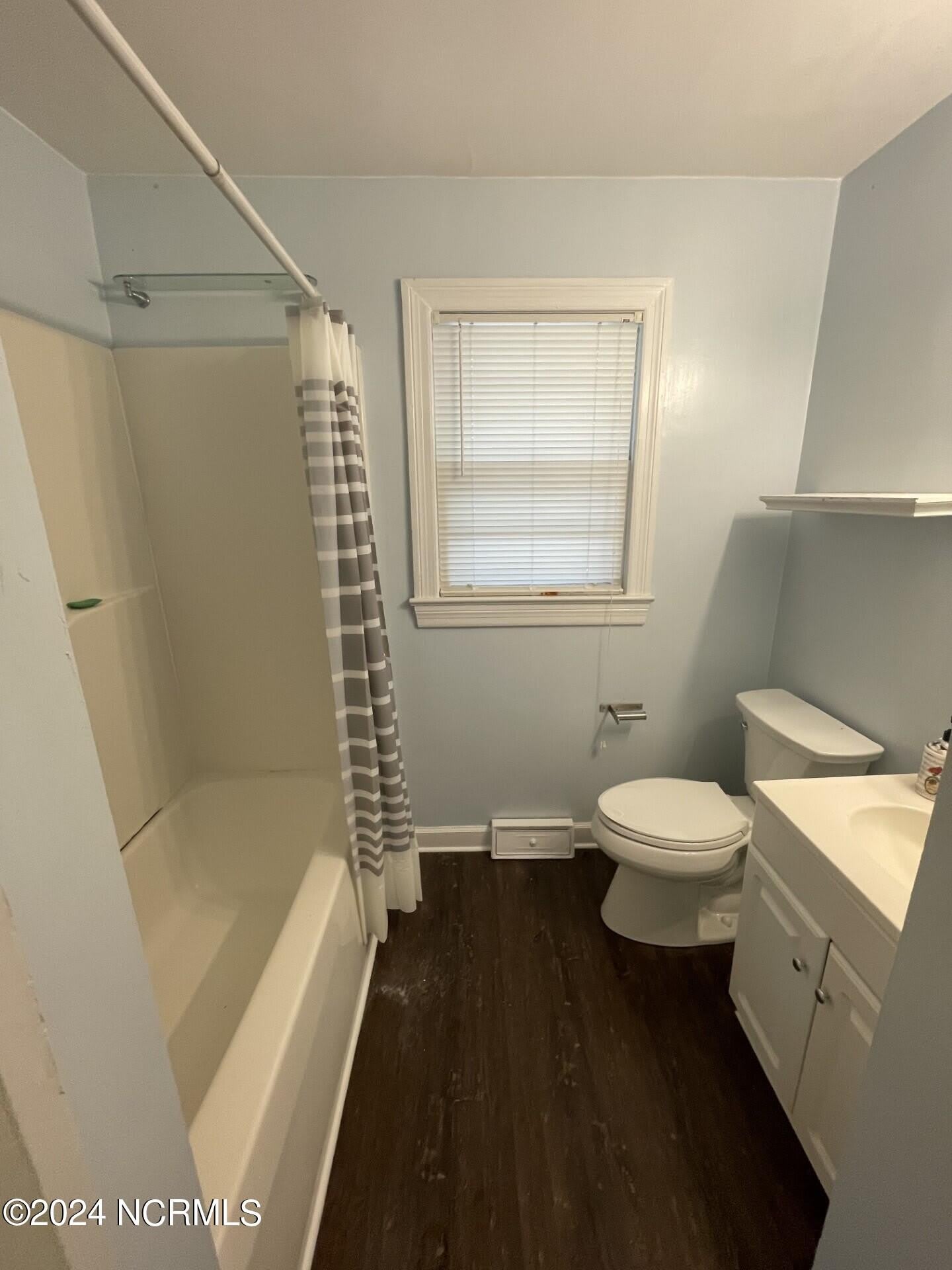 1612 Longwood Drive – photo 3
