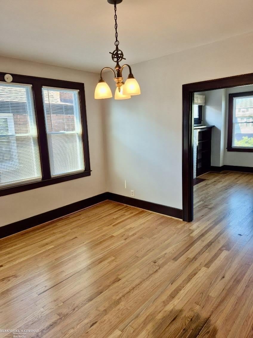 1241 Beaconsfield Street – photo 4