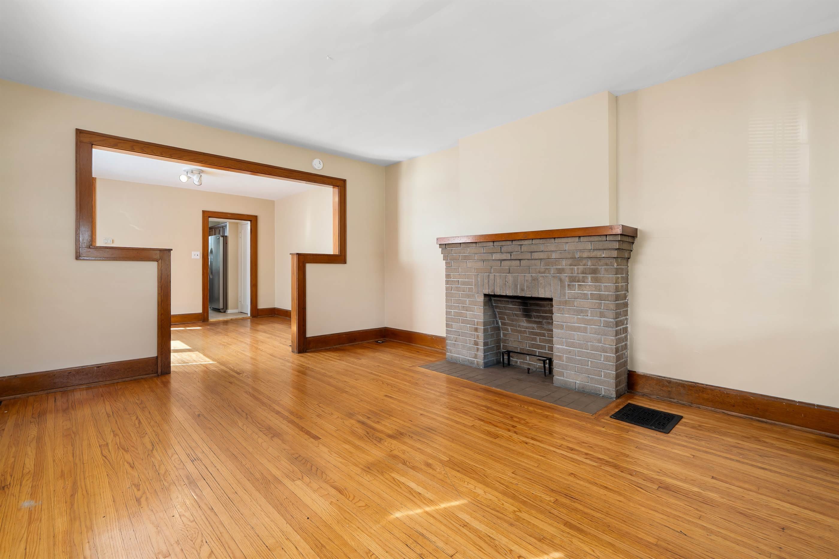37 East Lakeview Ave. – photo 4