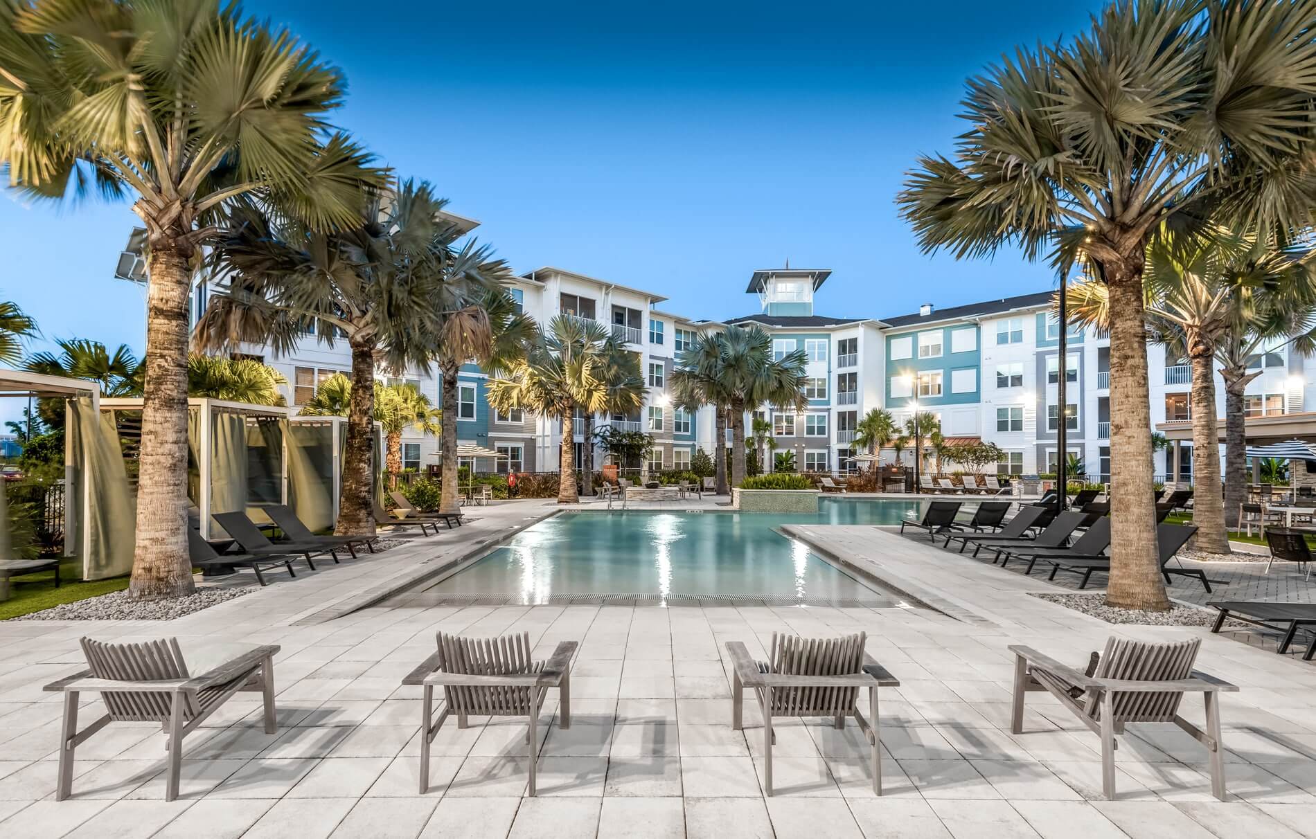 Essex Luxe Apartments – photo 4