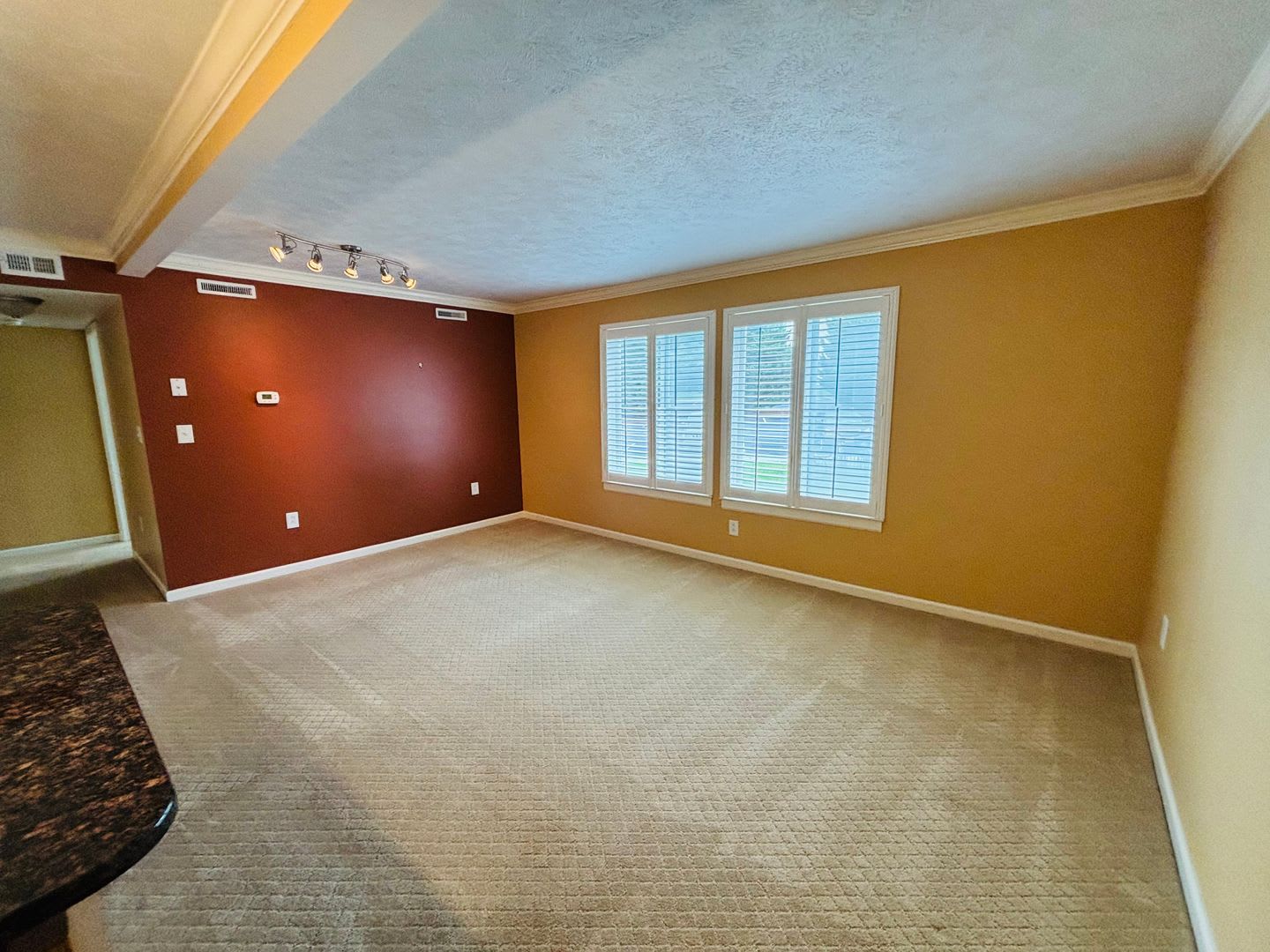 1 Bedroom, 1 Bath condo – photo 2