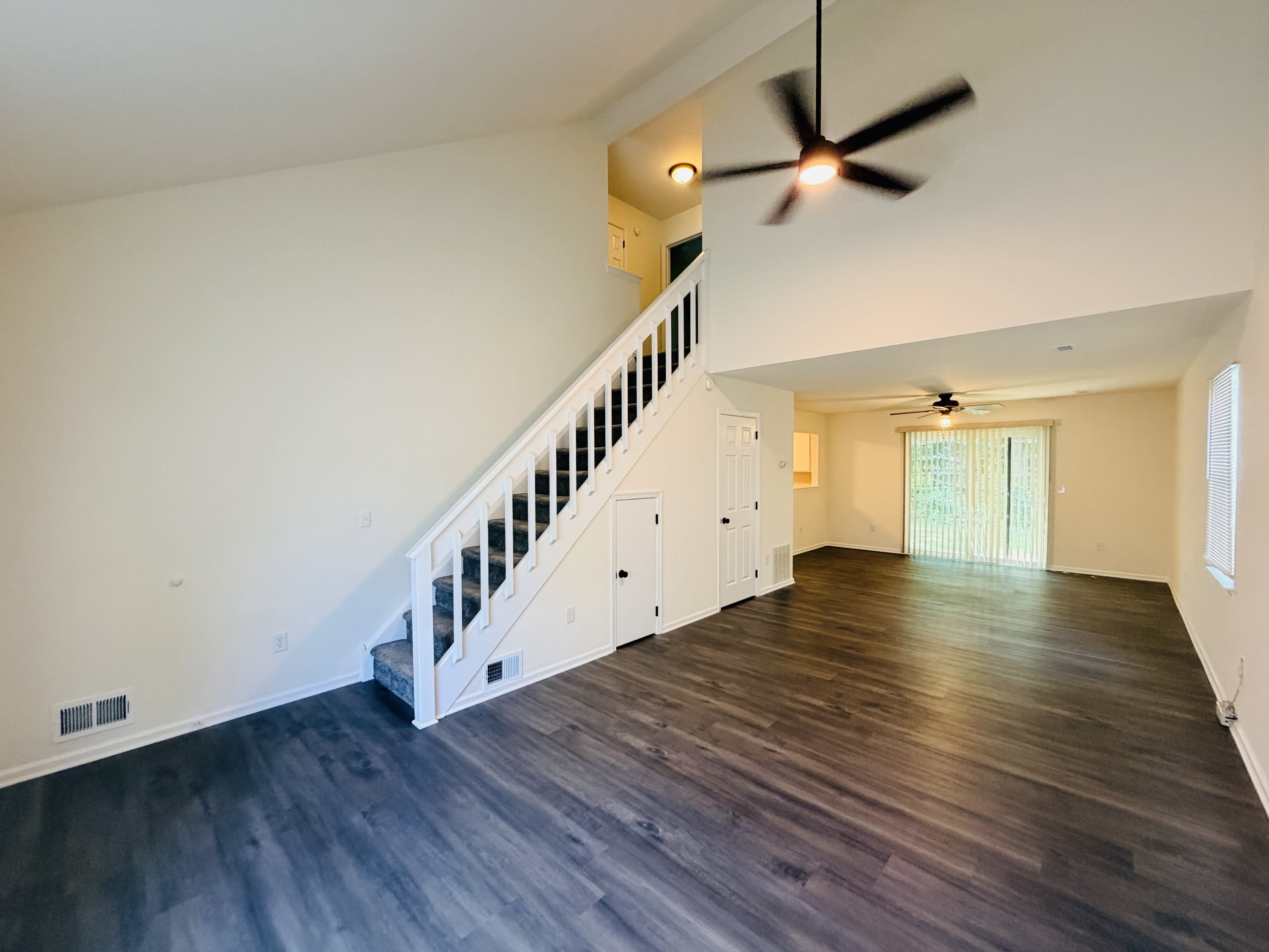 168 Stoney Drive – photo 4